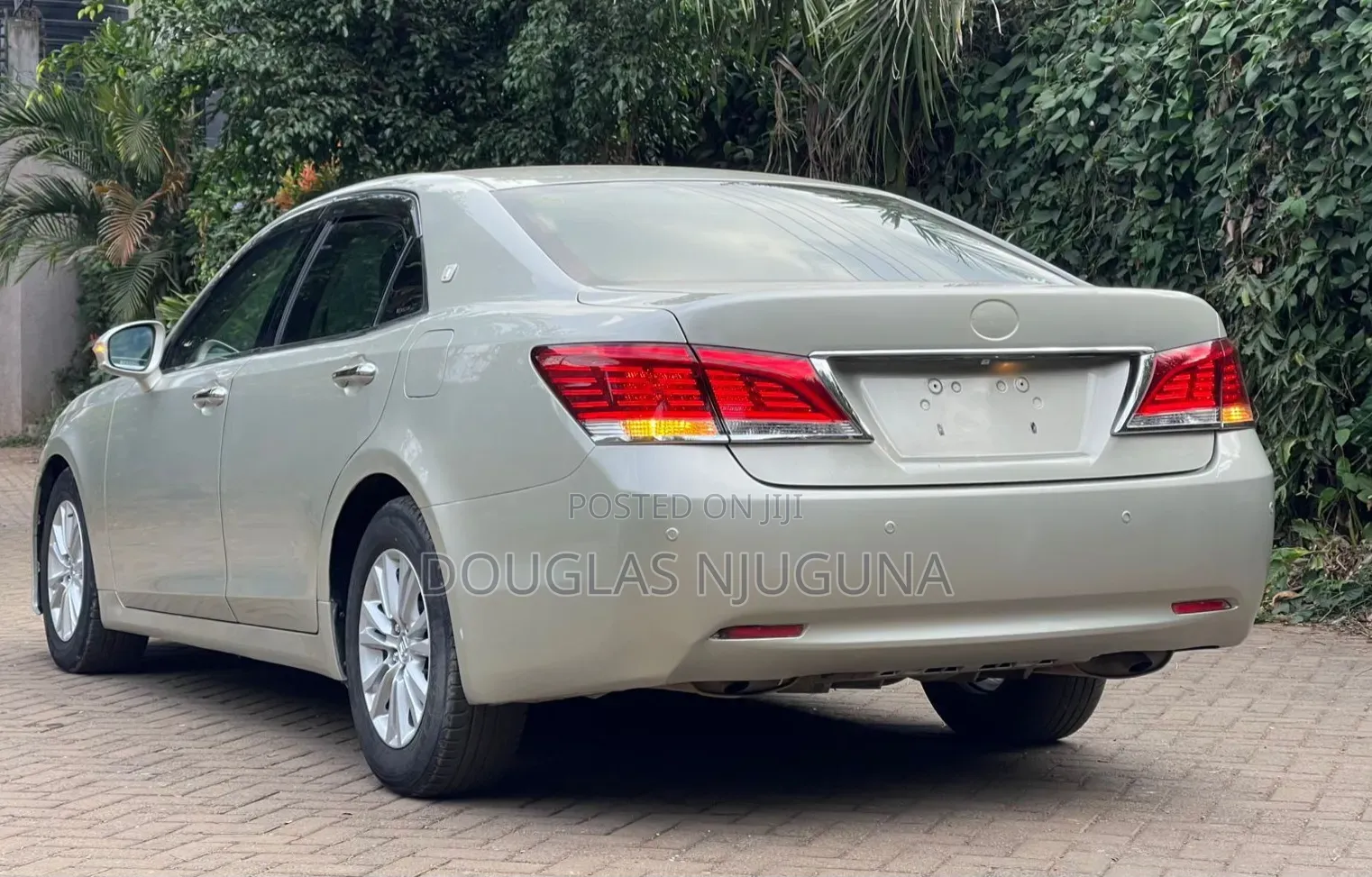Toyota Crown 2013 Silver