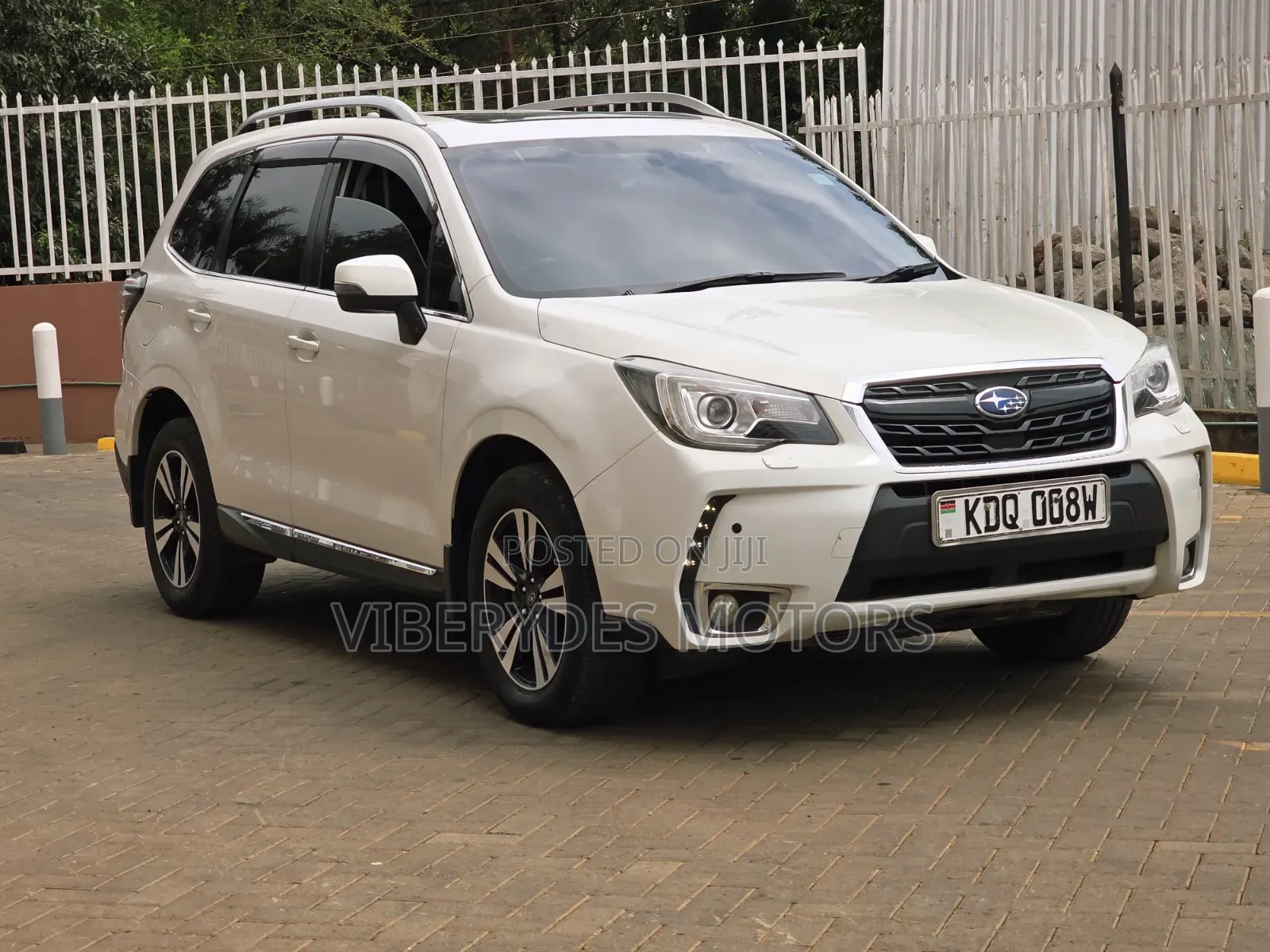 Subaru Forester 2017 White