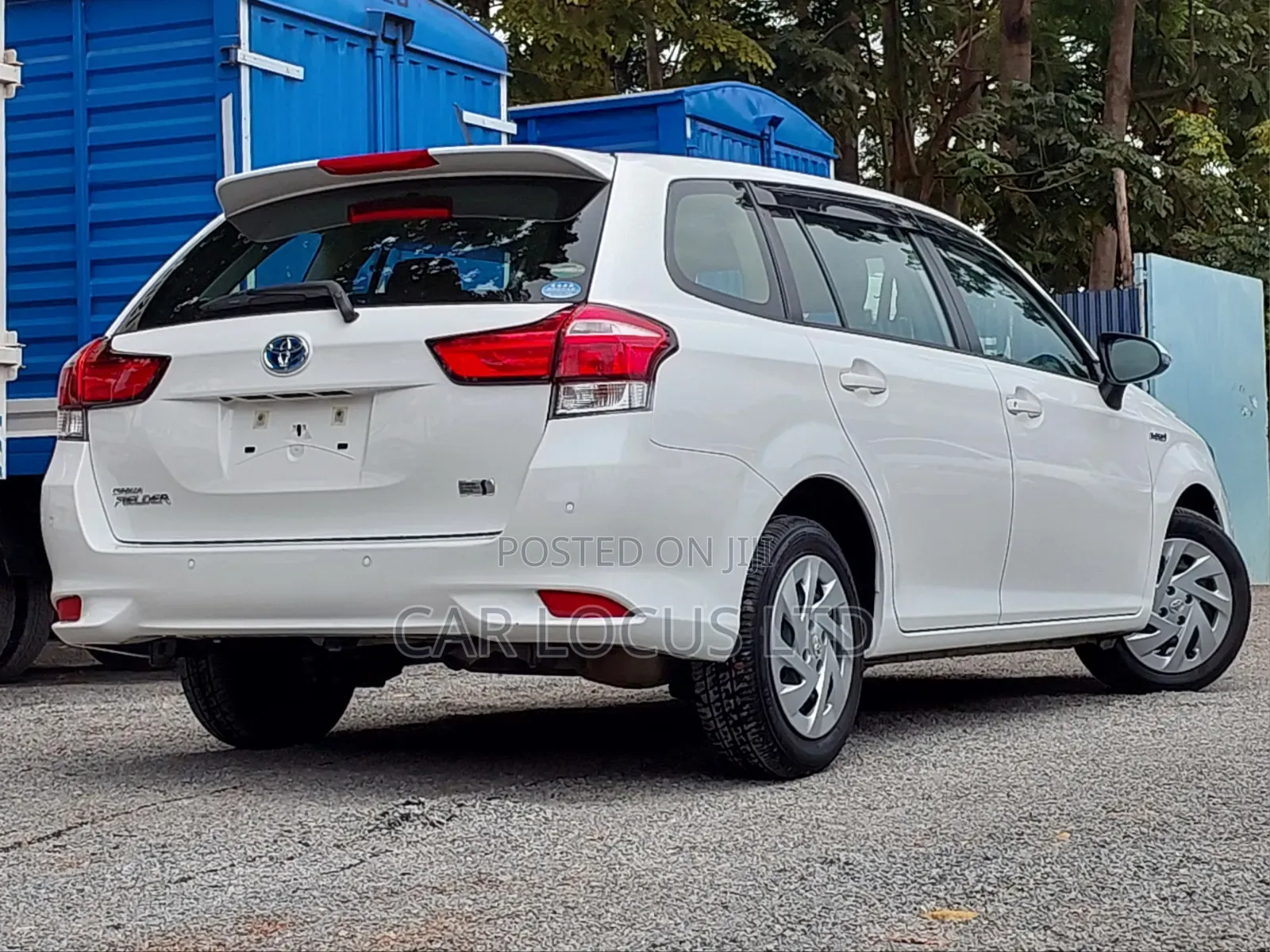 Toyota Corolla Fielder 2019 White