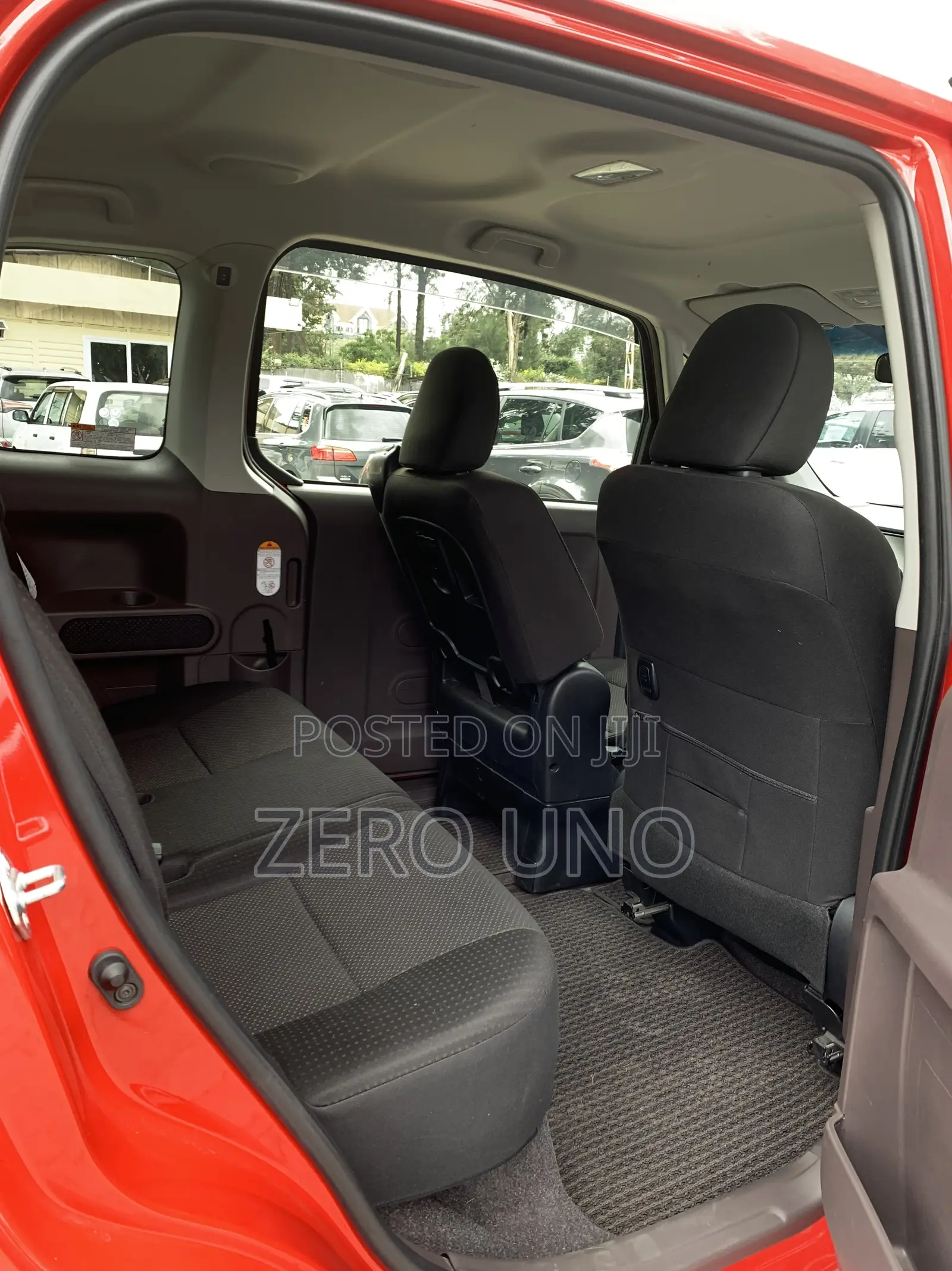 Toyota Porte 2019 Red