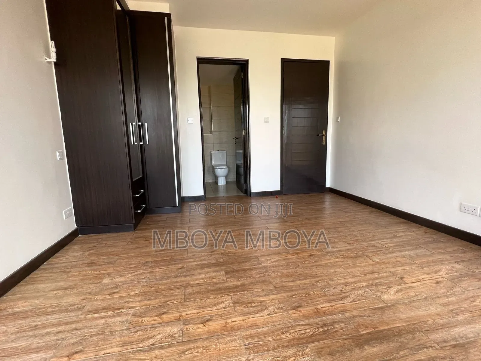 3bdrm Apartment in Parklands for sale
