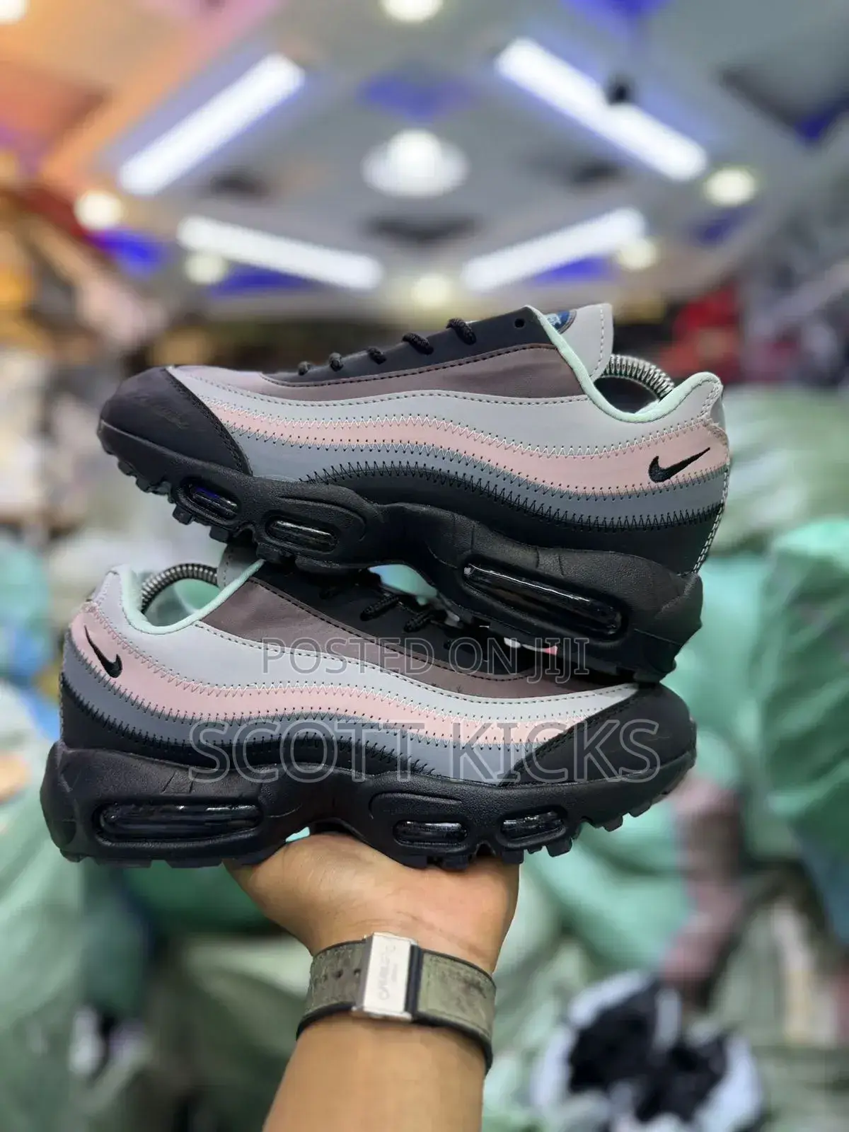 Nike Airmax 95 Og”. A Ma Maniere“
Quality Leather 