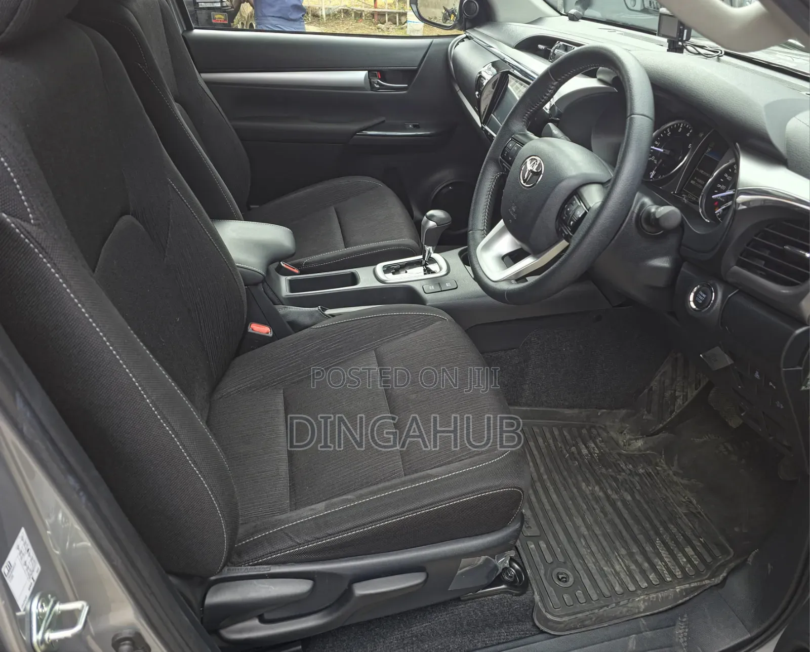 Toyota Hilux 2.4 Diesel 2020 Gray
