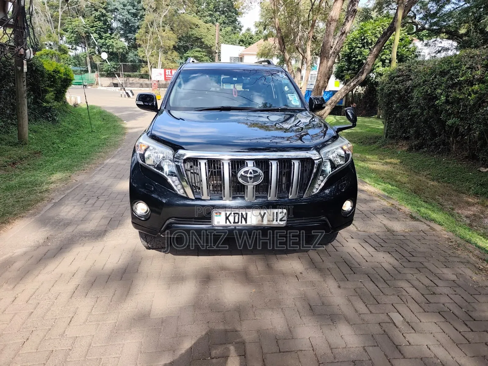 Toyota Land Cruiser Prado 2017 Black