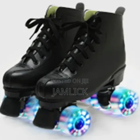Quad Roller Skates With Luminous Led Wheels –Tp