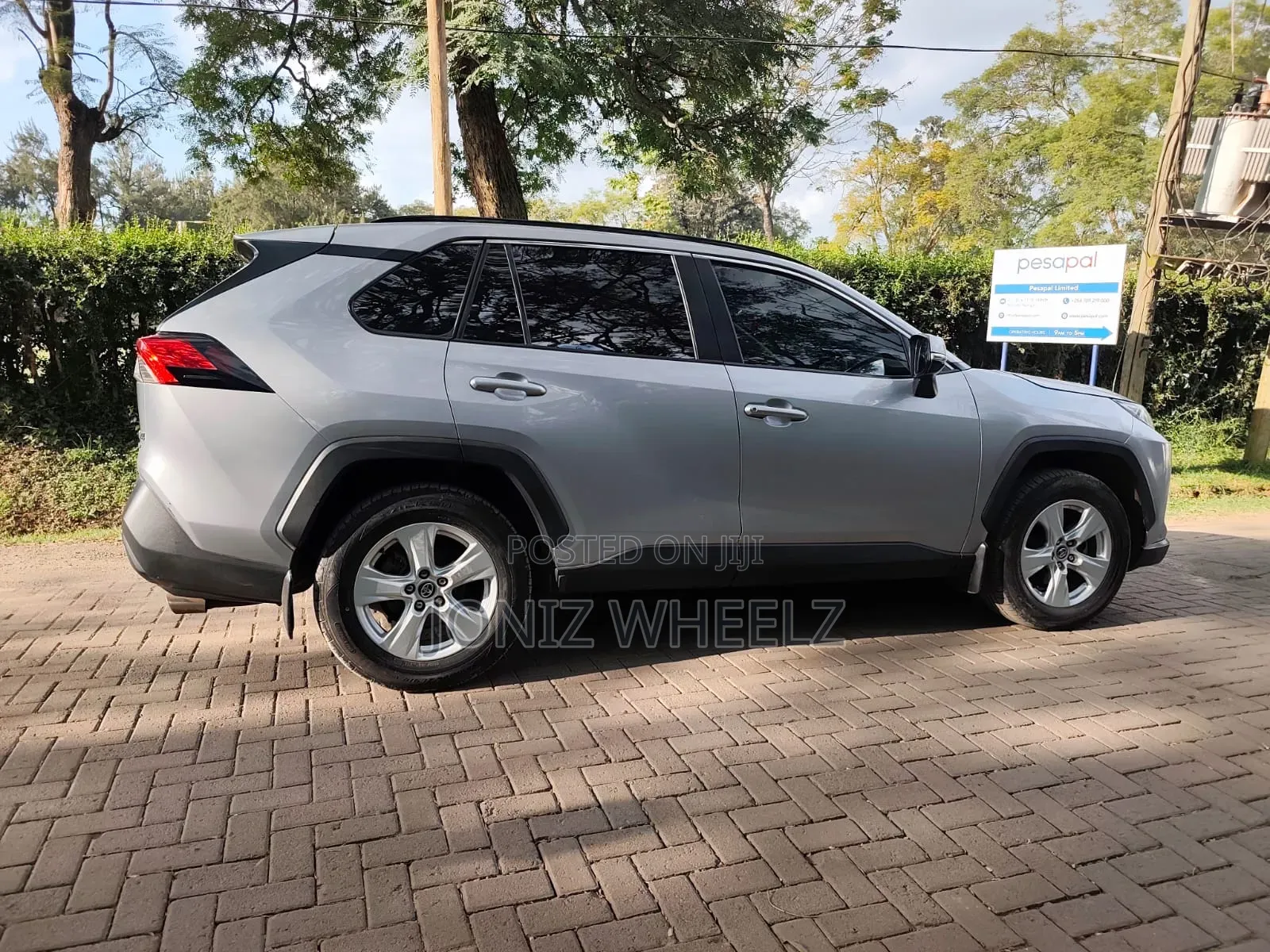 Toyota RAV4 2019 Silver