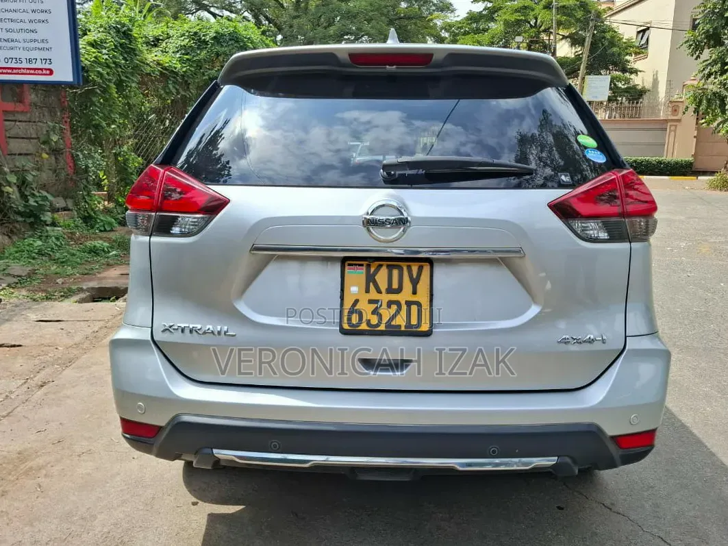 Nissan X-Trail 2013 Silver