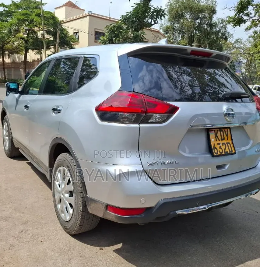 Nissan X-Trail 2019 Silver