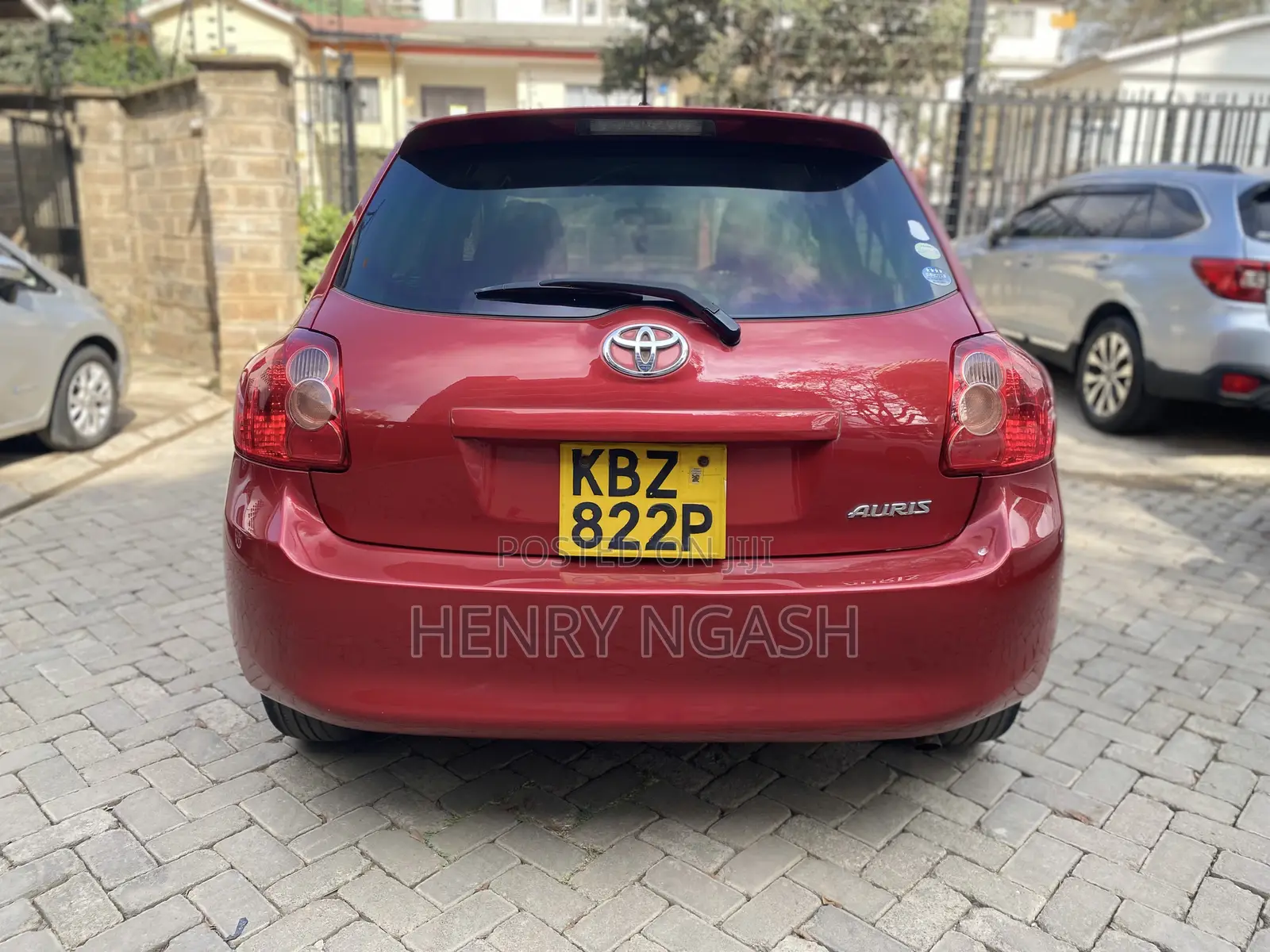 Toyota Auris 2007 Red