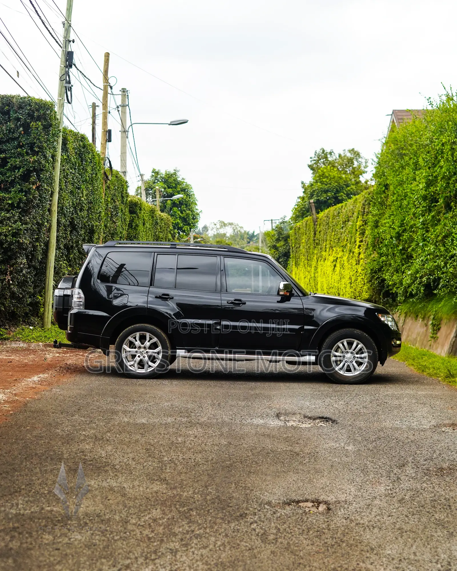 Mitsubishi Pajero V90 3.2 GR Diesel Turbo 2016 Black