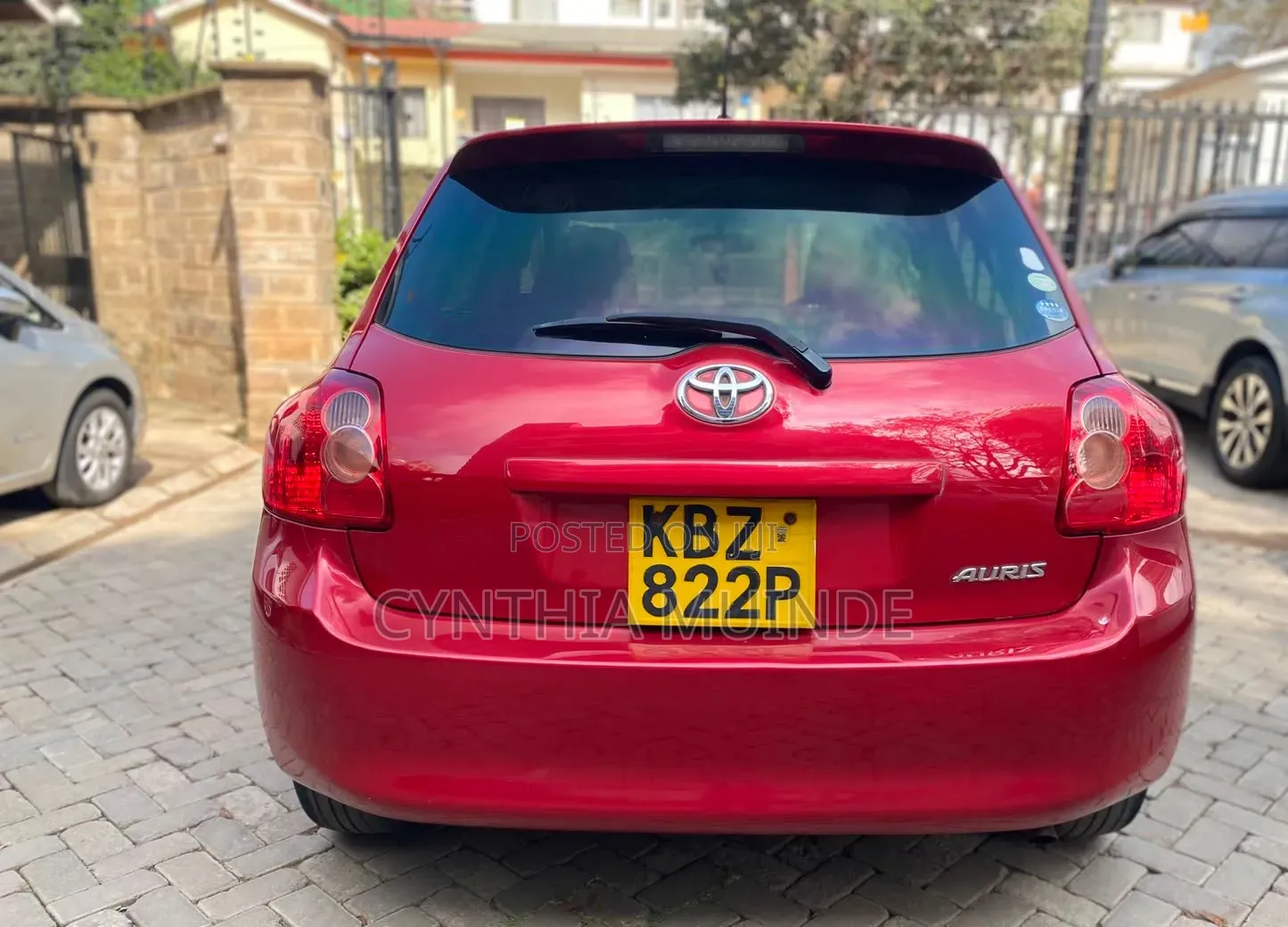 Toyota Auris 2007 Red
