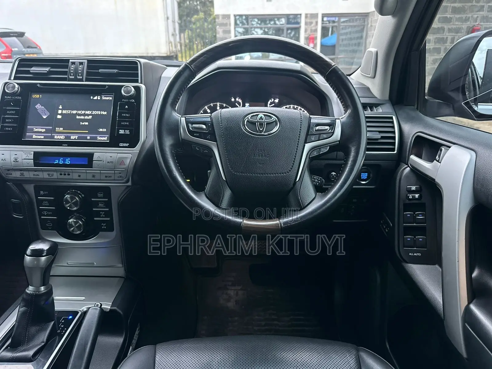 Toyota Land Cruiser Prado 2018 Silver