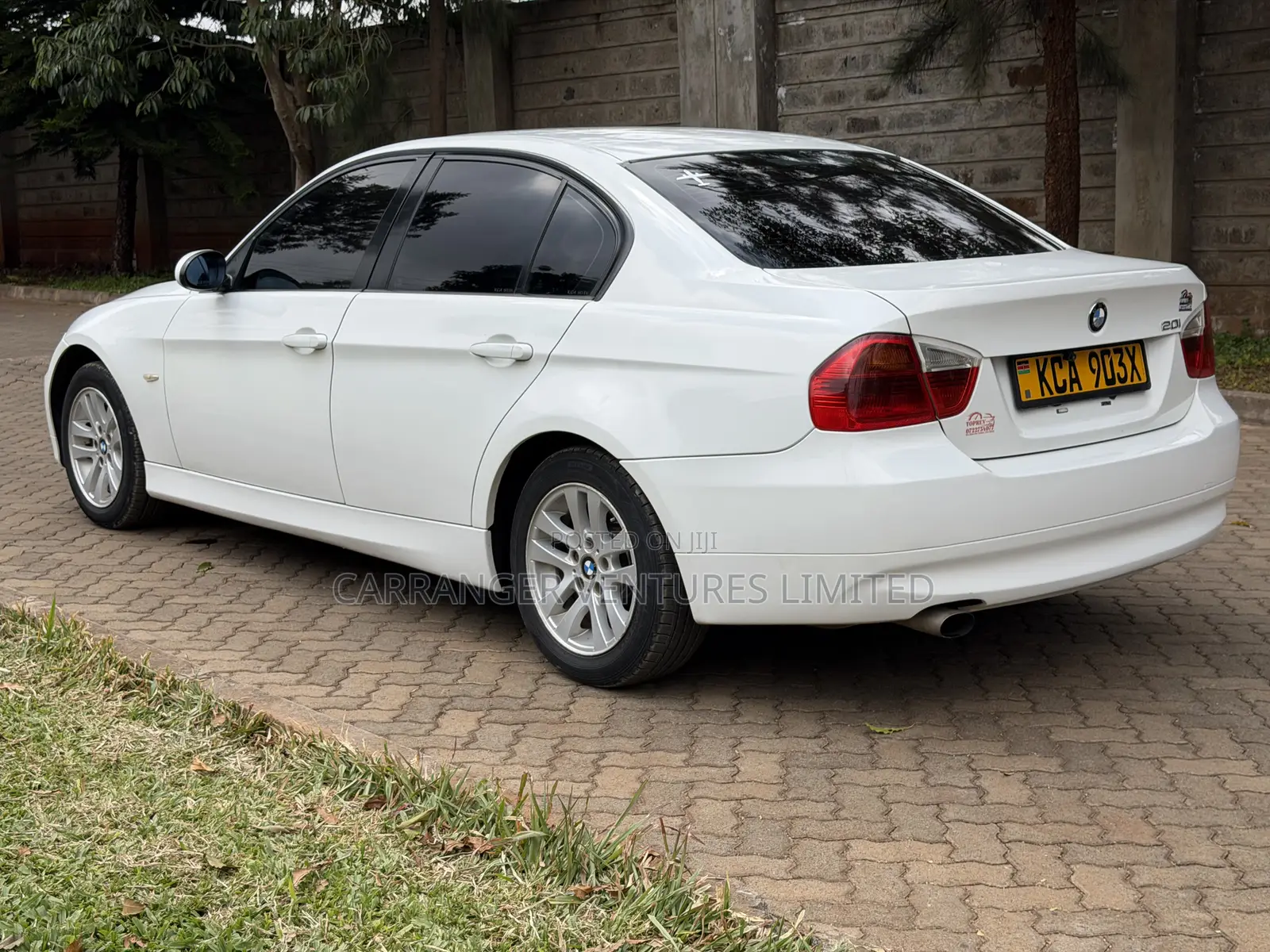 BMW 320i 2007 White