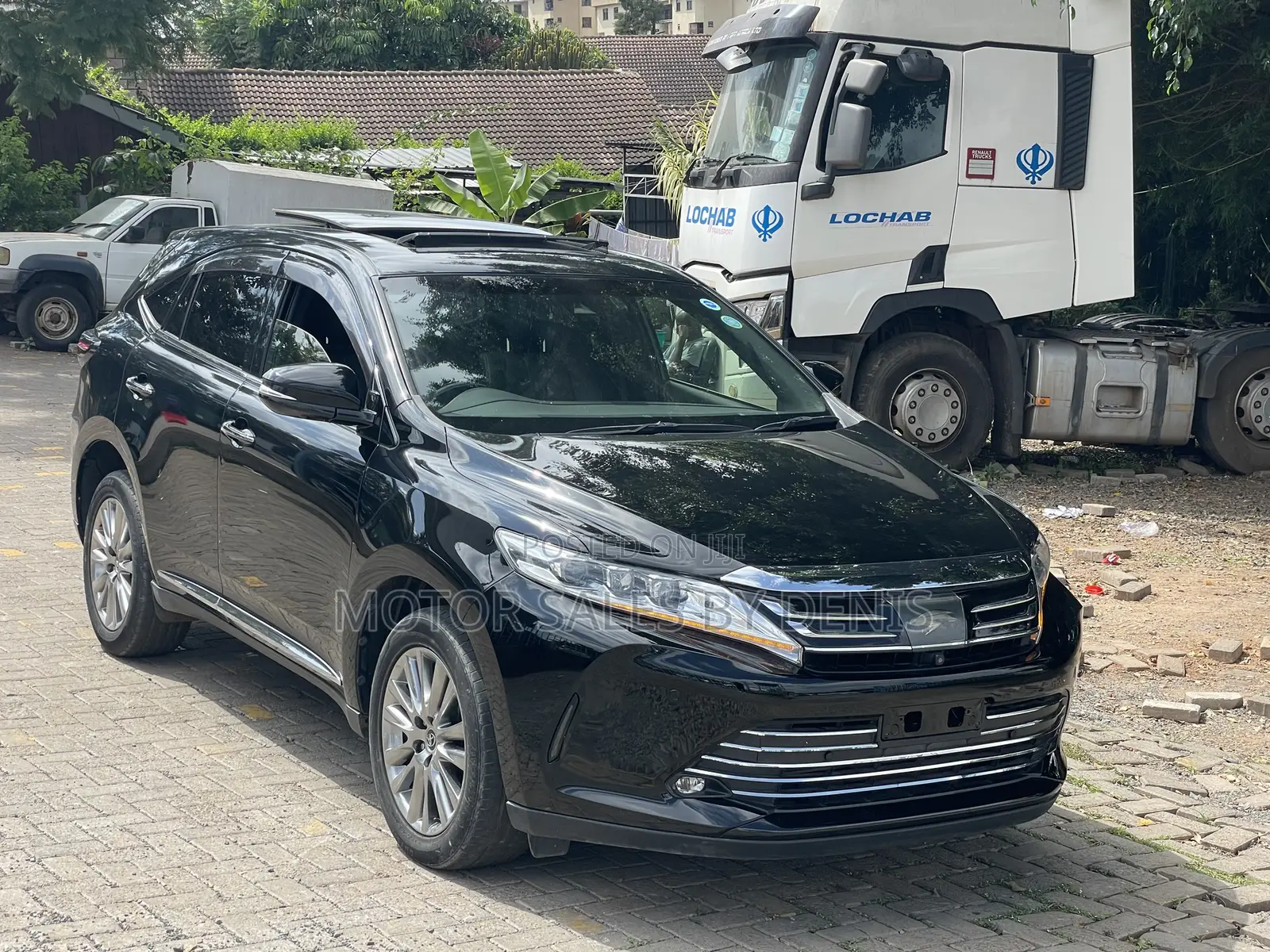 Toyota Harrier 2.0 2019 Black