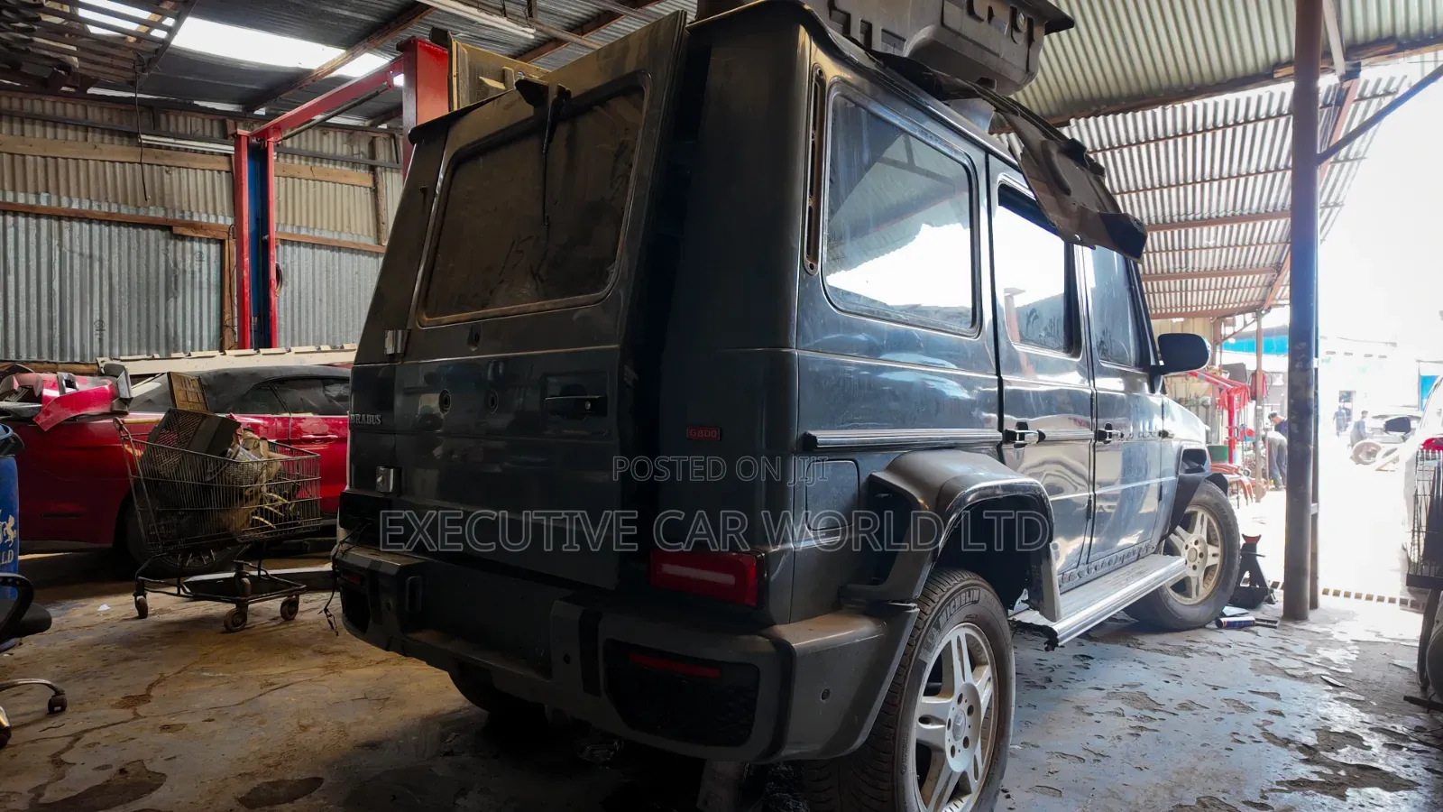 Mercedes-Benz G-Class Base G 550 AWD 2011 Gray