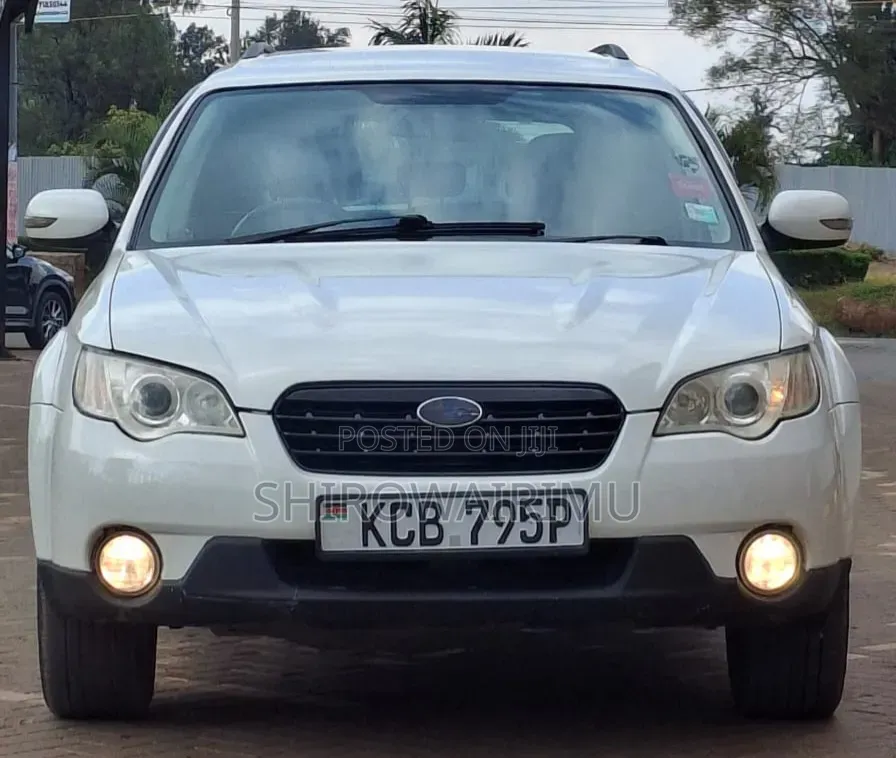 Subaru Outback 2007 White