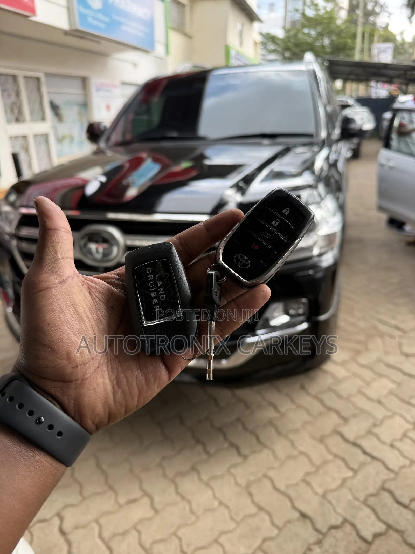Toyota Land Cruiser 200 Series Key Programming