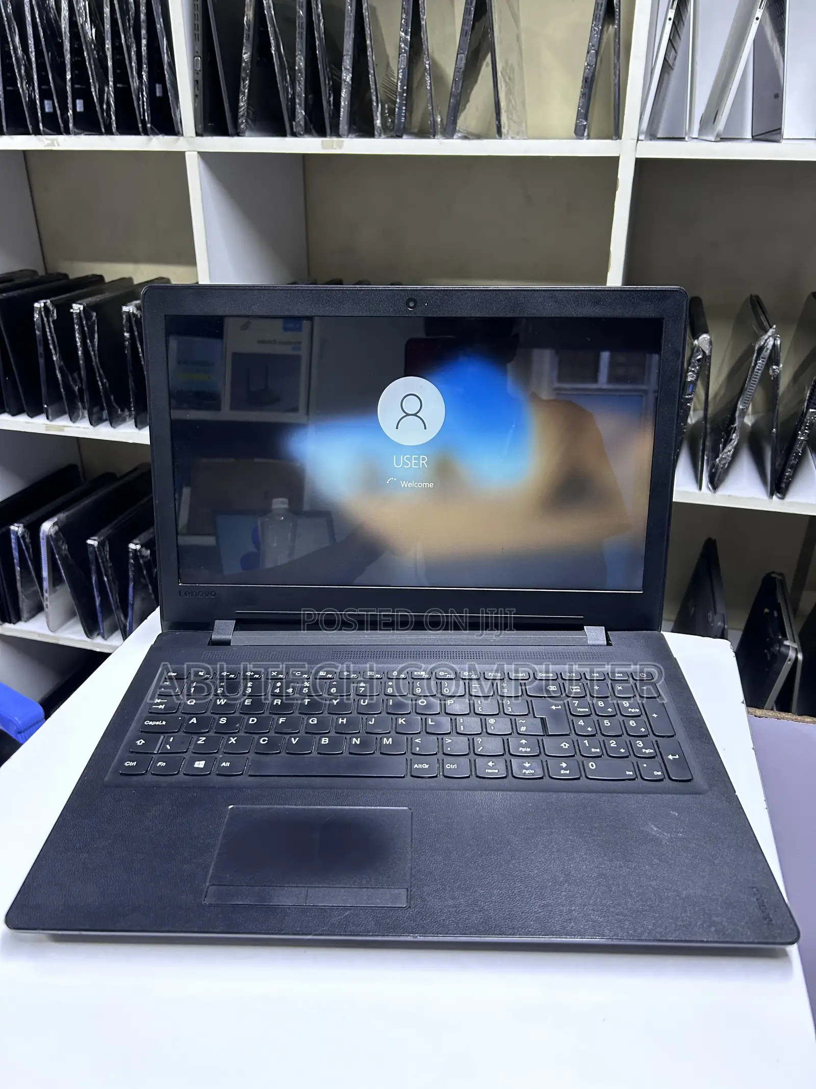Laptop Lenovo Ideapad 3 4GB Intel Celeron HDD 320GB