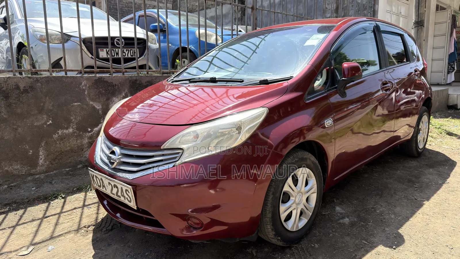 Nissan Note 1.2 Petrol 2013 Maroon