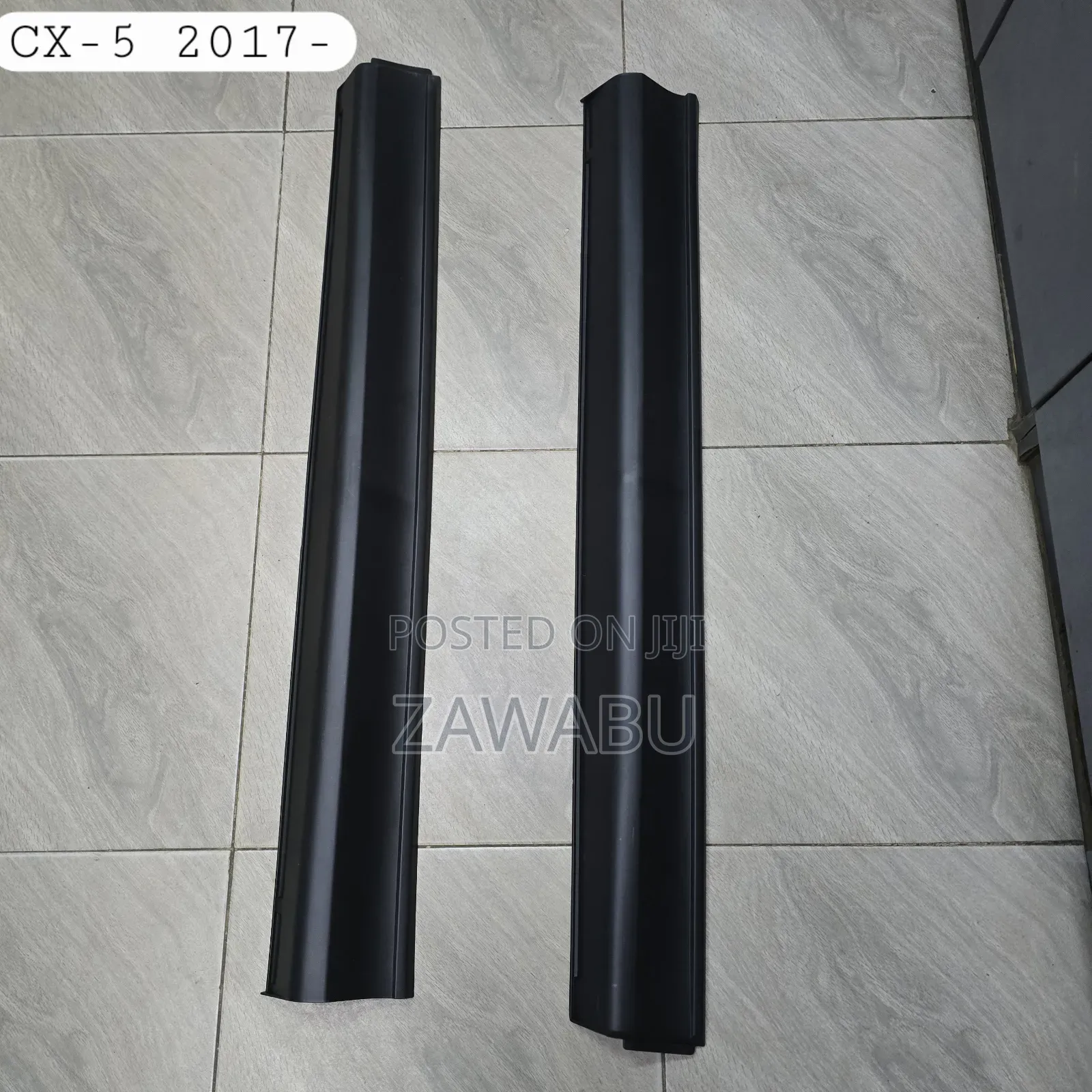 Mazda Cx-5 2017 on Front Door Moulding