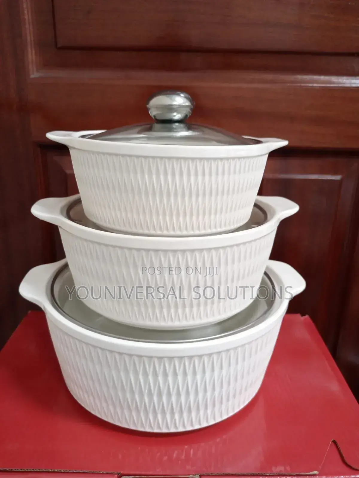 *Set of 3 White Soup Pots