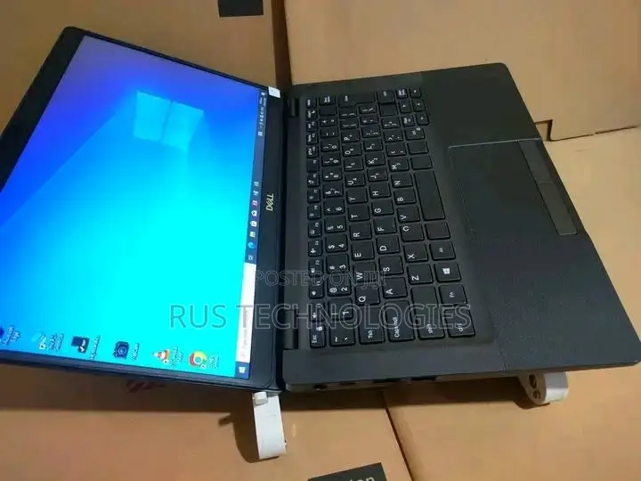 Laptop Dell Latitude 5300 8GB Intel Core i7 SSD 256GB