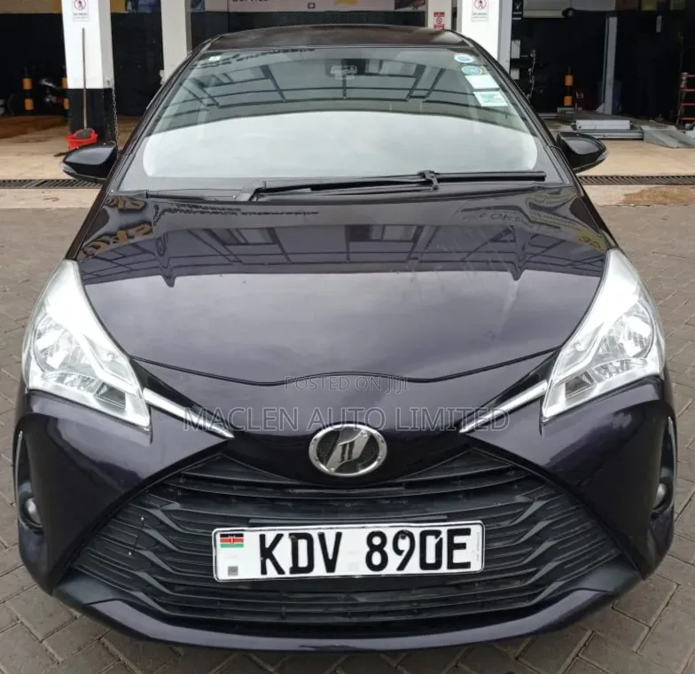 Toyota Vitz 2018 Purple