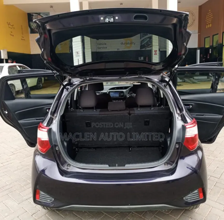 Toyota Vitz 2018 Purple