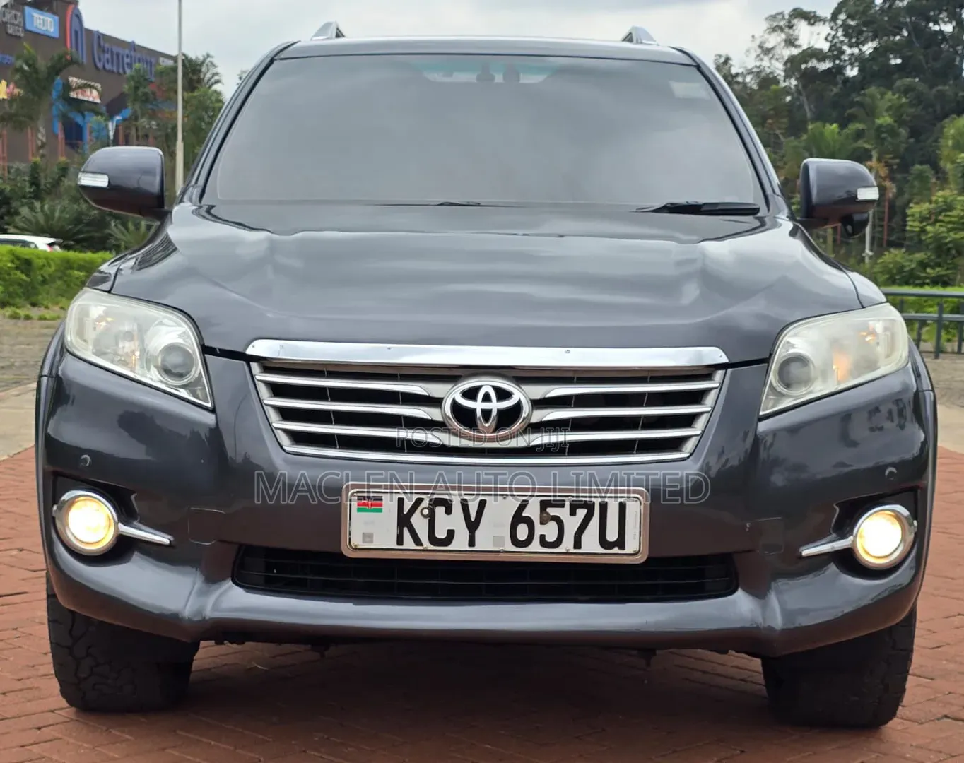 Toyota Vanguard 2012 Gray