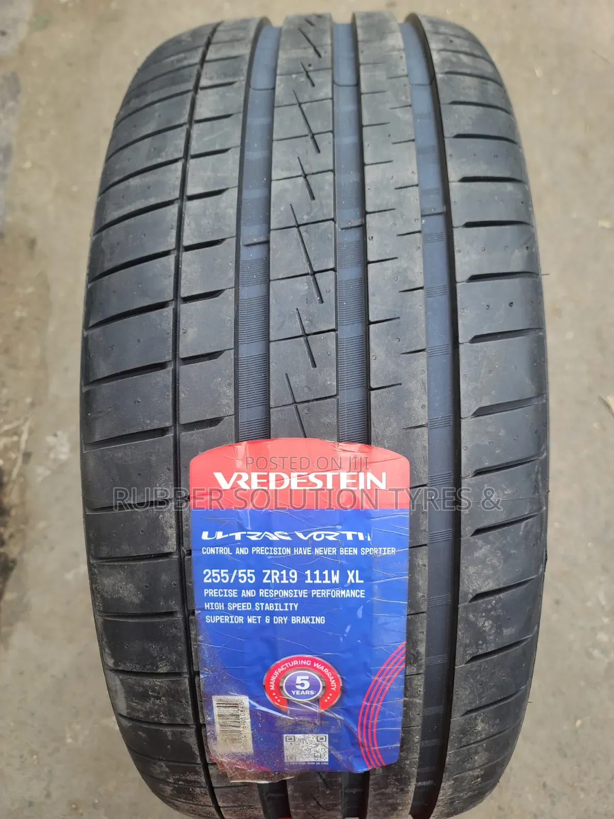 255/55 R19 Vredestein Tyres 111w X/L Made in India