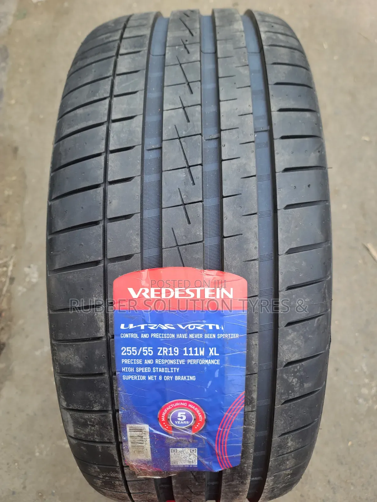 255/55 R19 Vredestein Tyres 111w X/L Made in India