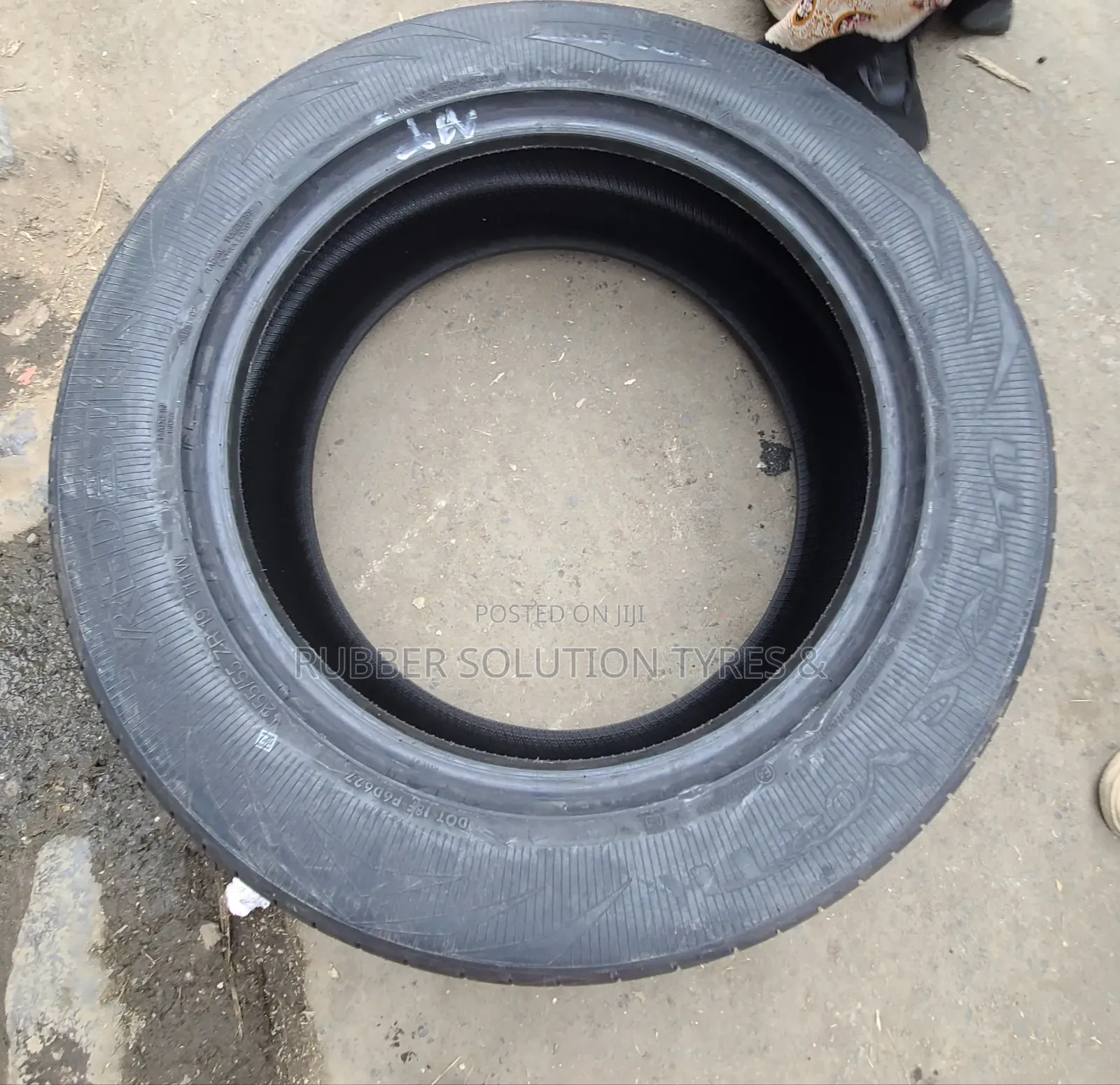 255/55 R19 Vredestein Tyres 111w X/L Made in India
