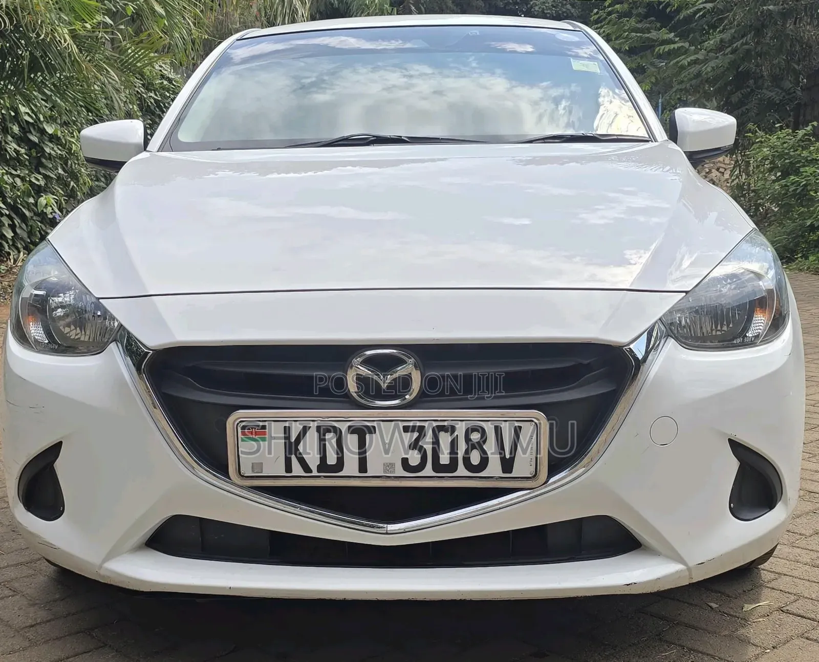 Mazda Demio 2018 White