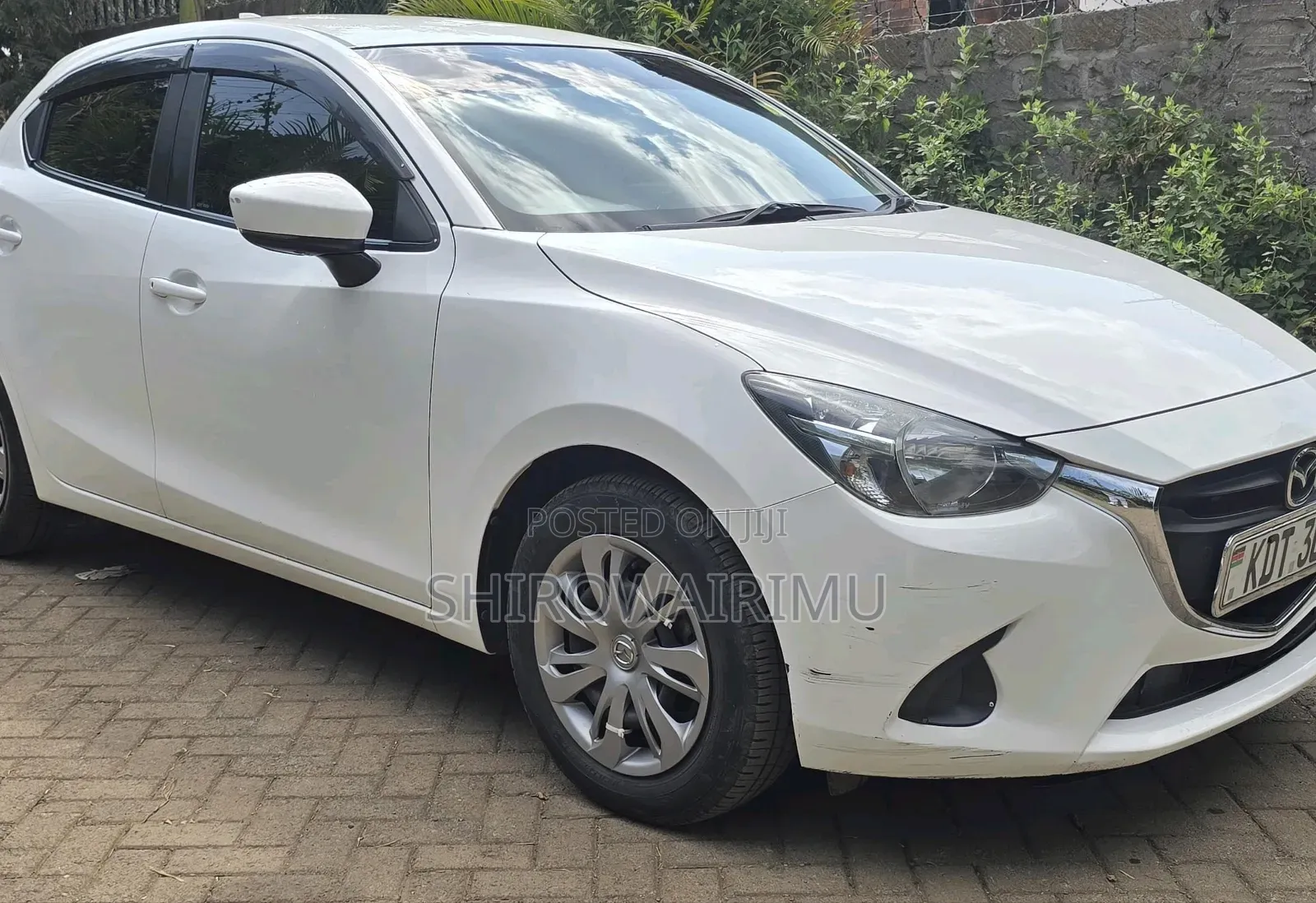 Mazda Demio 2018 White