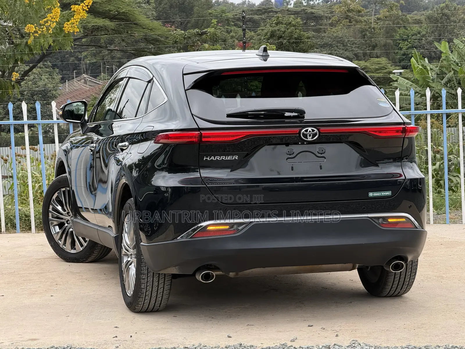 Toyota Harrier 2.0 2020 Black