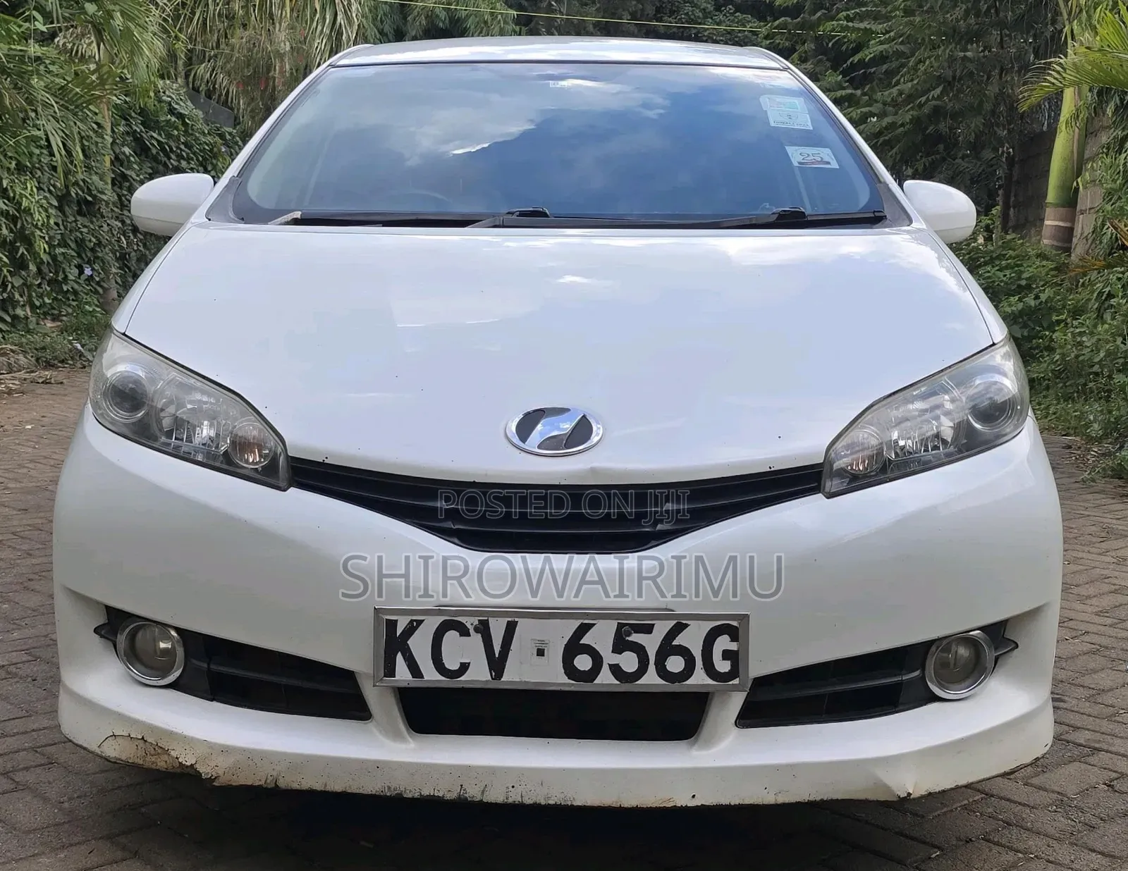Toyota Wish 2012  White 