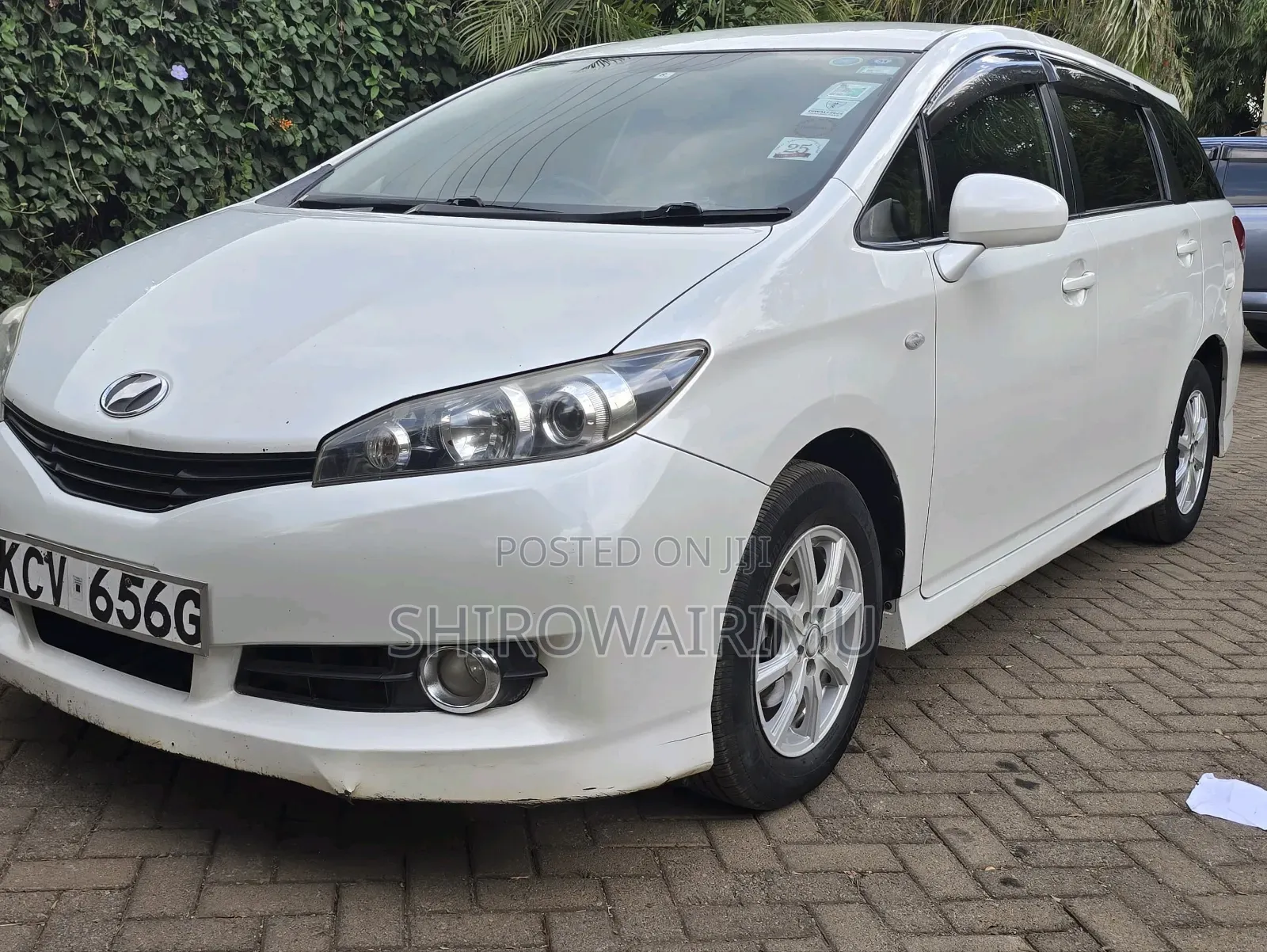Toyota Wish 2012  White 