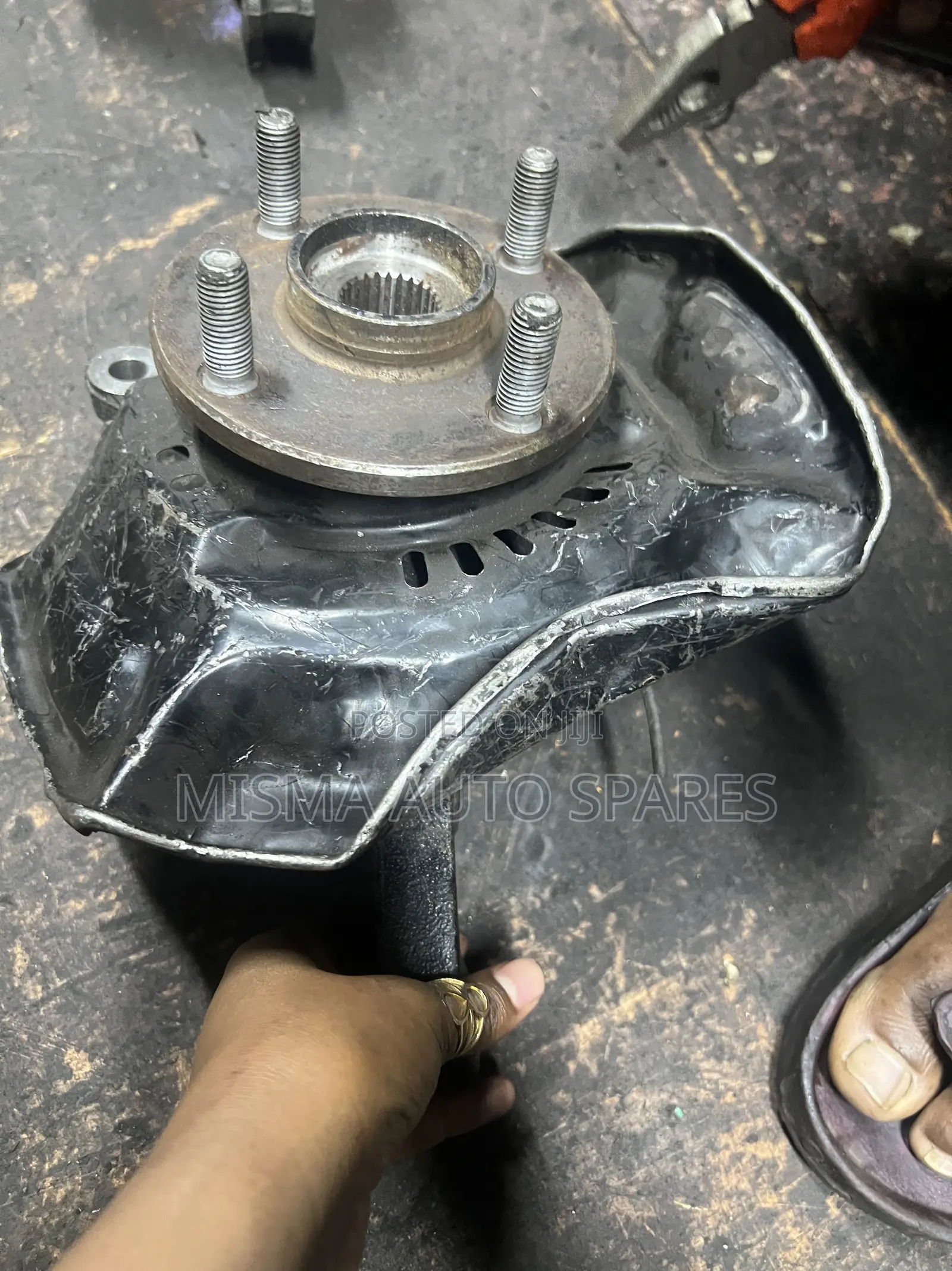 Front Hub Toyota Probox New Model/Fielder /Belta/Axio/Ractis/Sienta