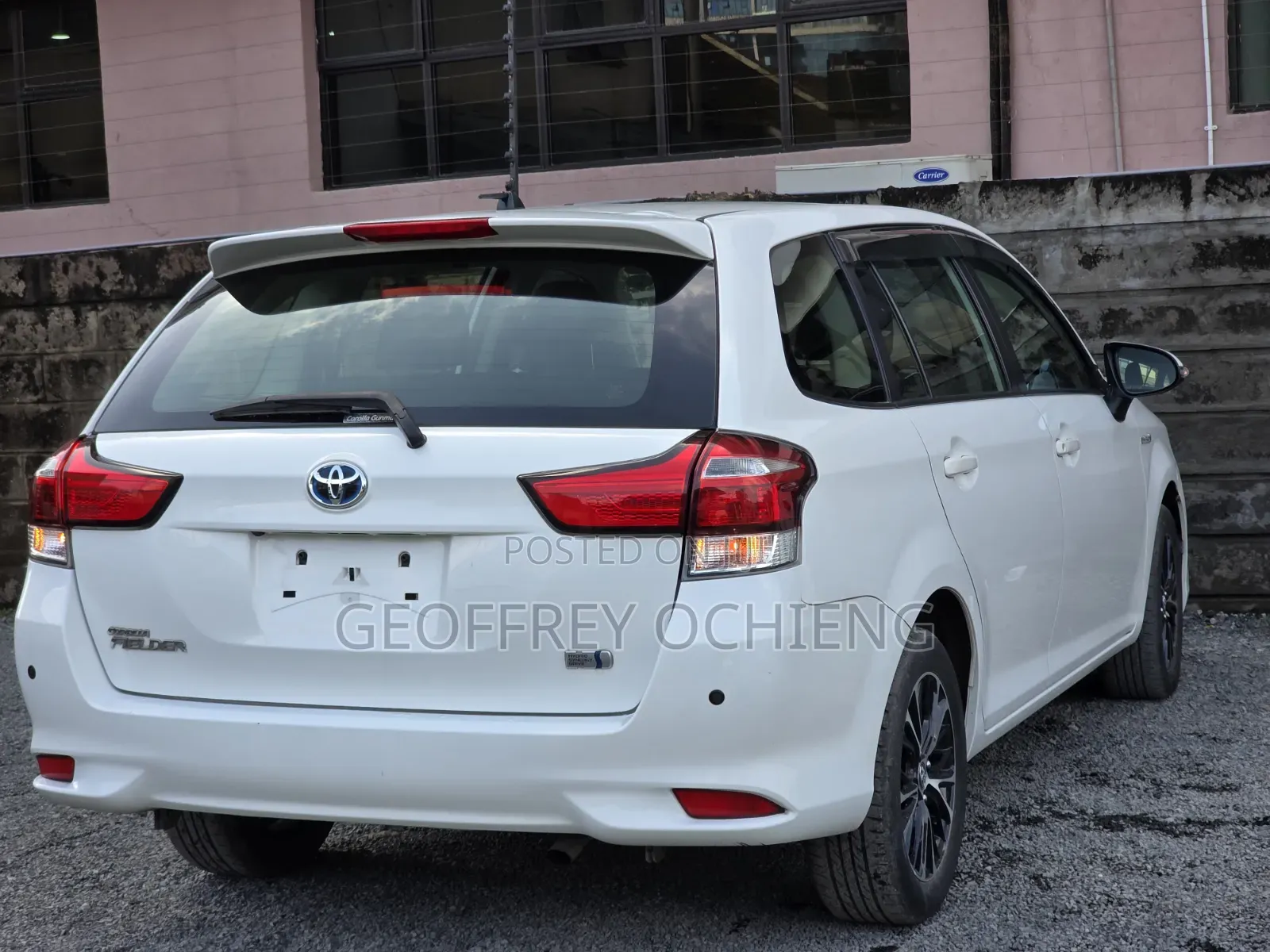 Toyota Corolla Fielder 2018 White