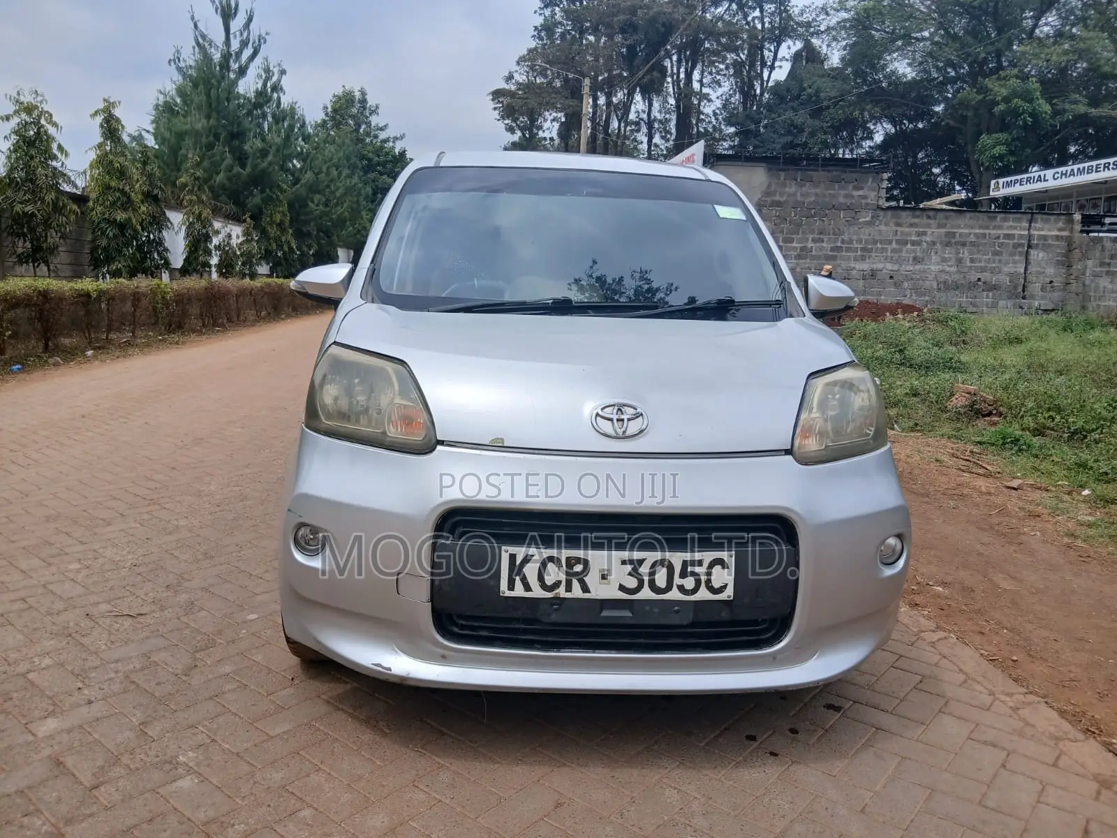 Toyota Porte 2013 Silver