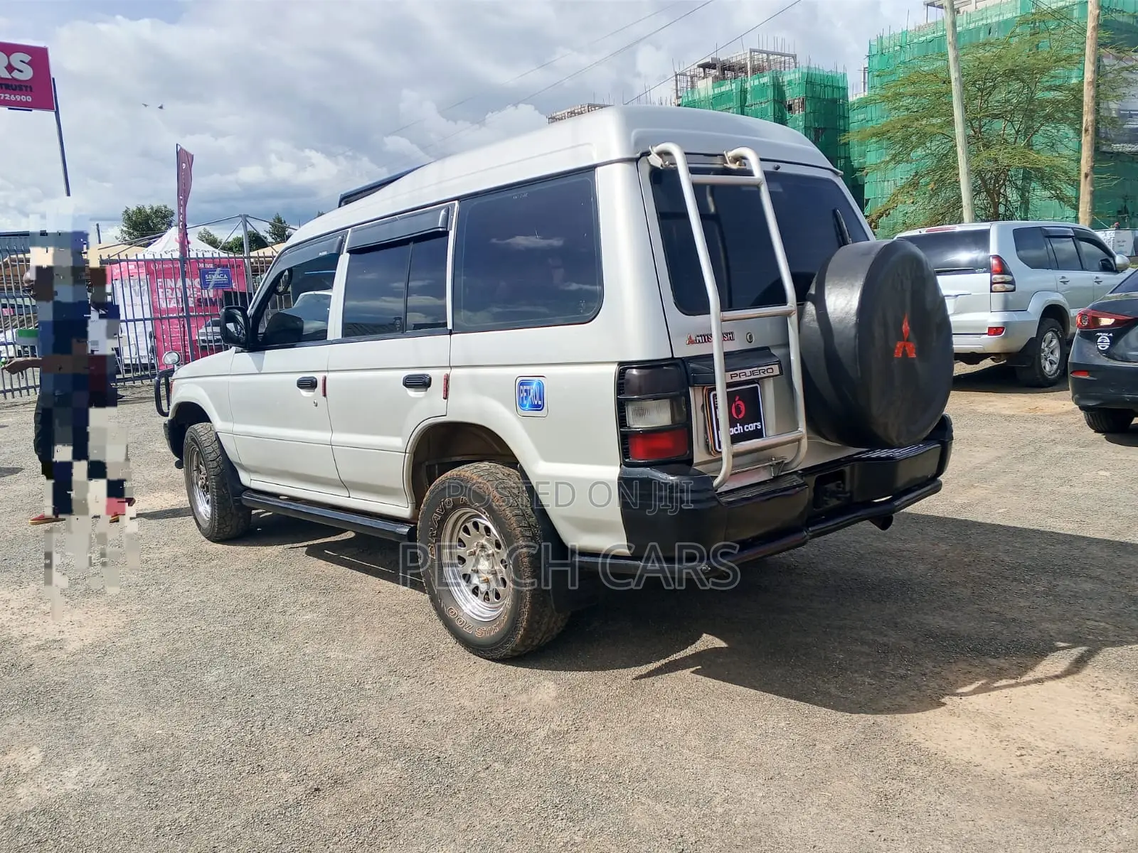 Mitsubishi Pajero Junior 1998 Silver