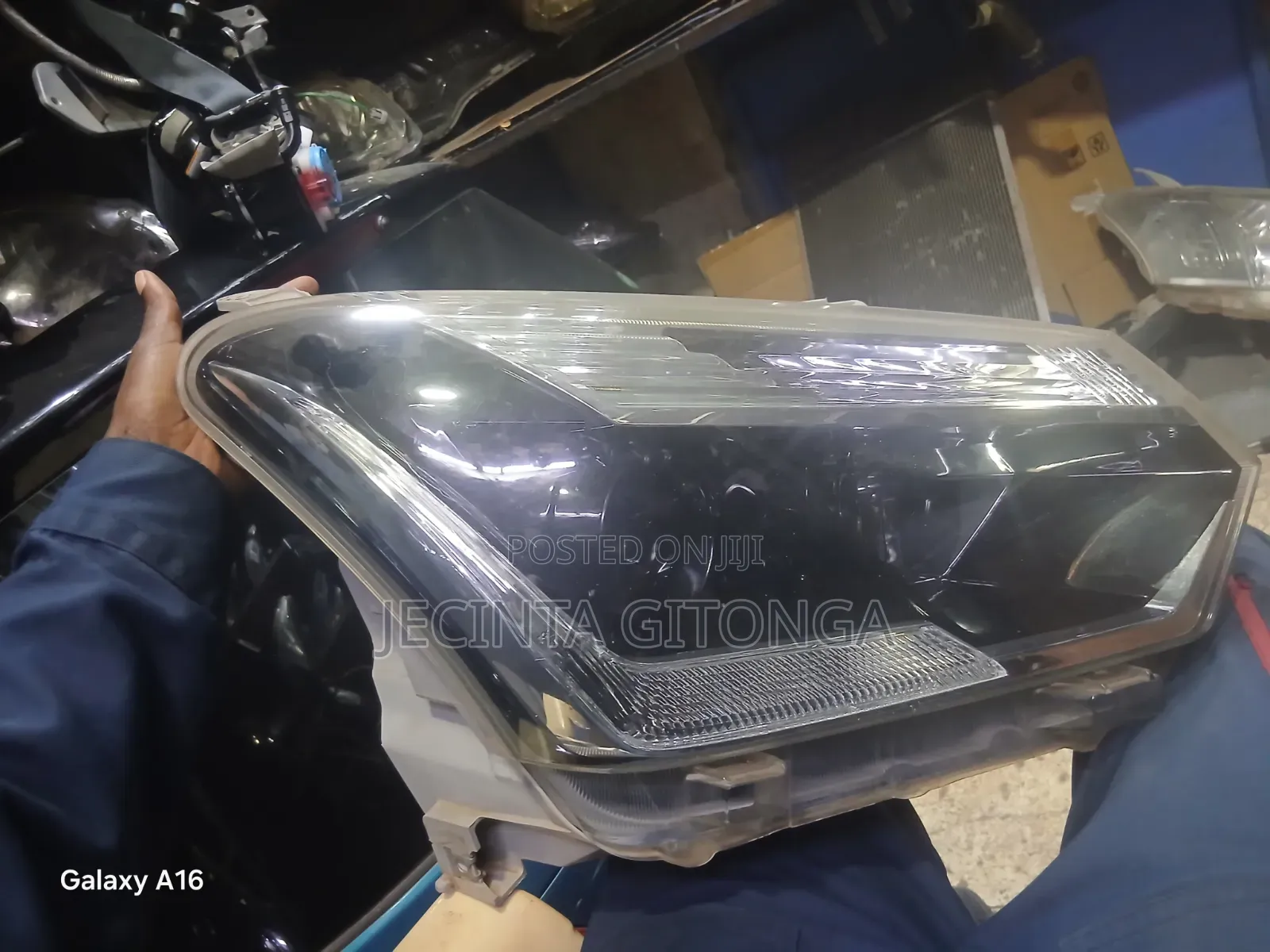 Isuzu Dmax Headlight
