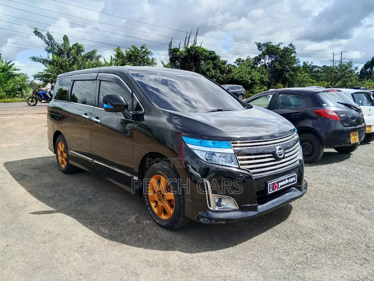 Nissan Elgrand 2012 Black