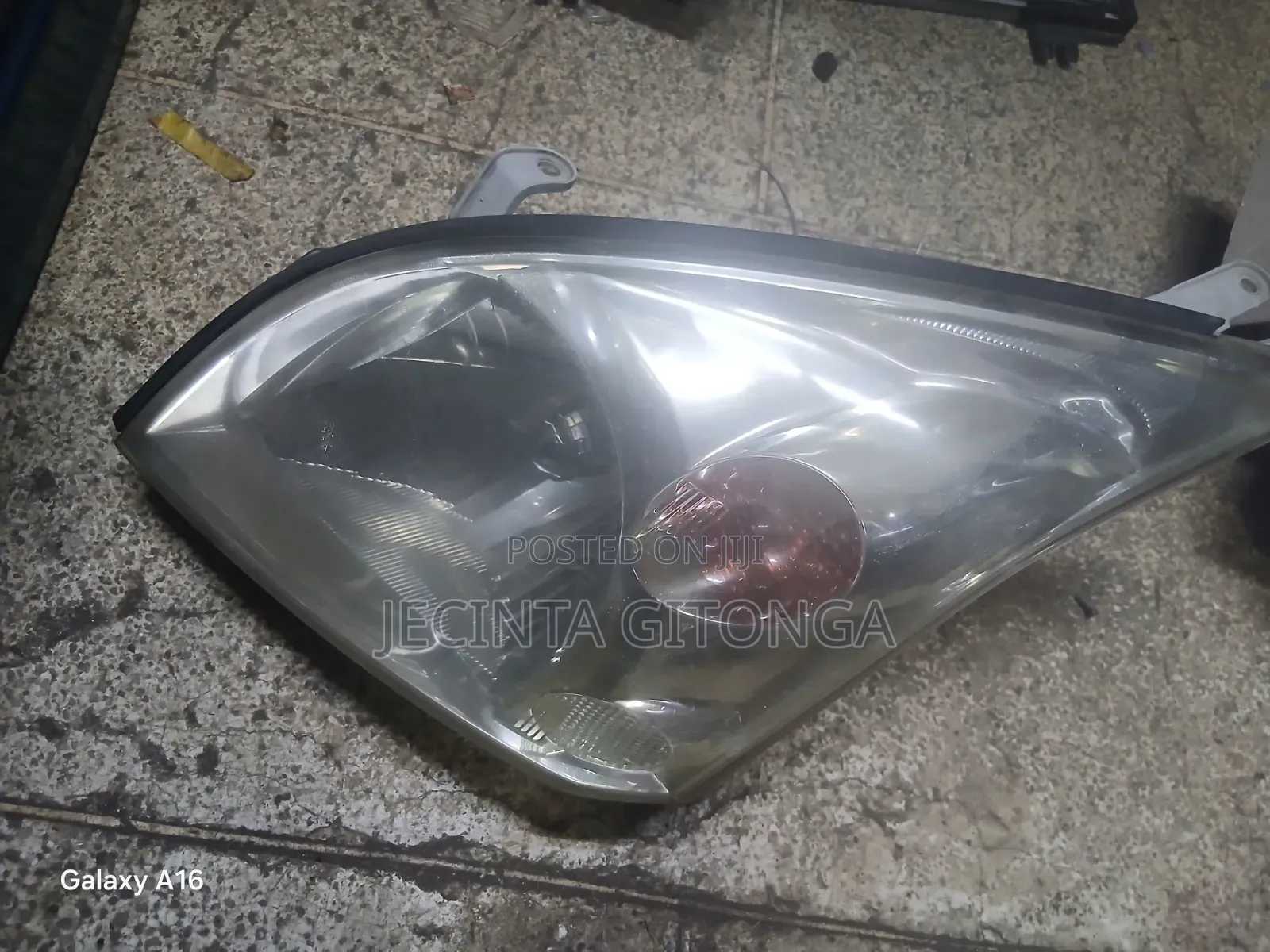 Prado 120 Headlight