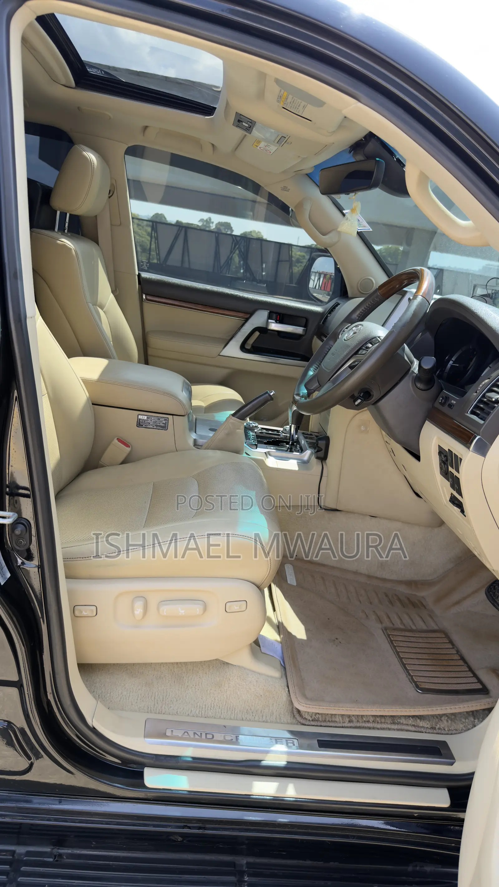 Toyota Land Cruiser 4.6 V8 ZX 2017 Black