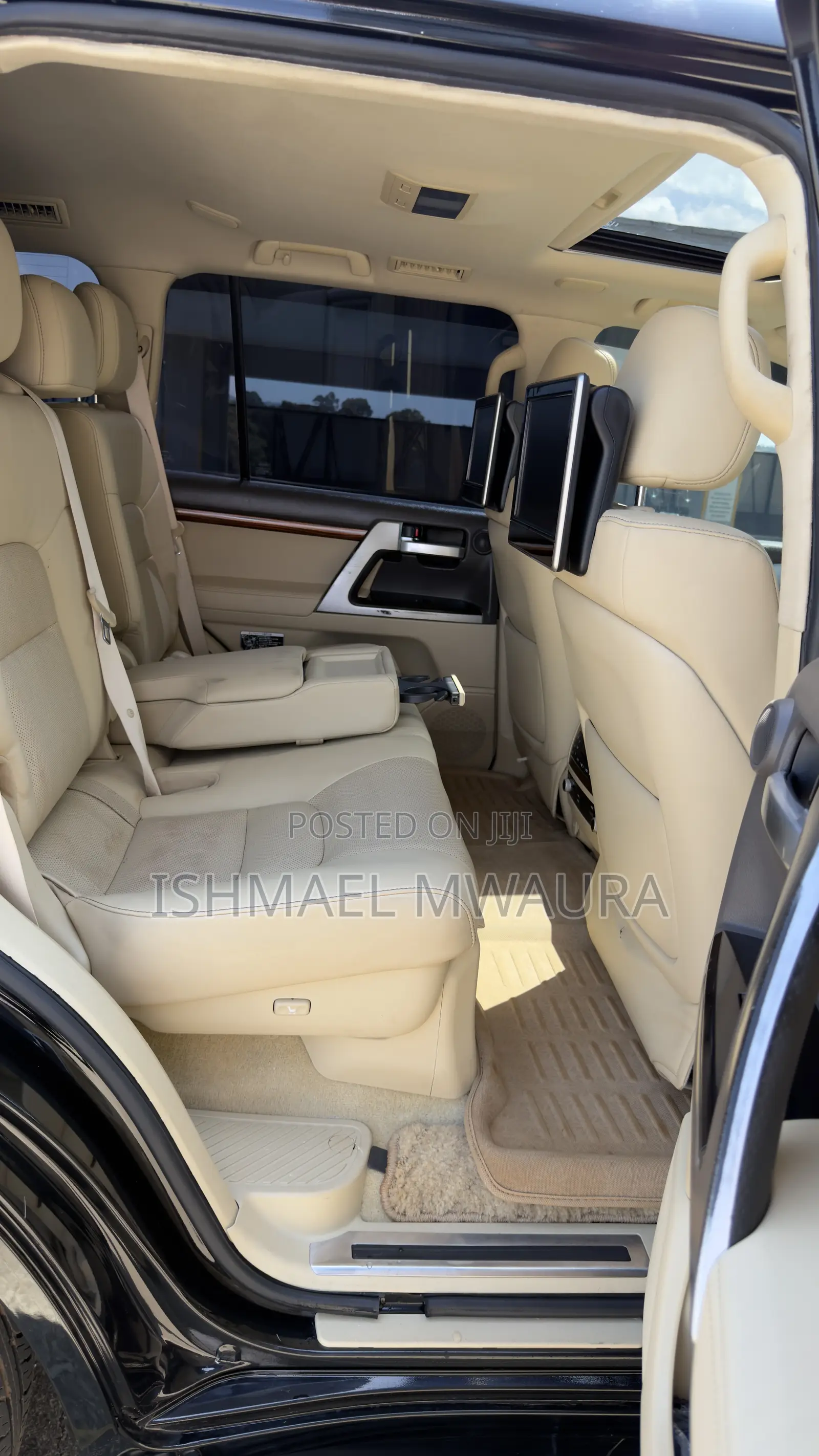 Toyota Land Cruiser 4.6 V8 ZX 2017 Black