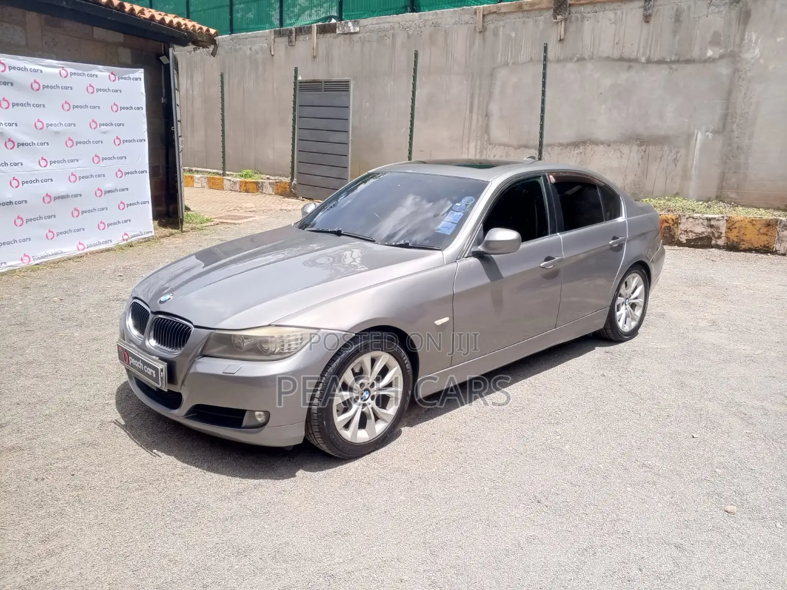 BMW 3 Series 2009 Gray