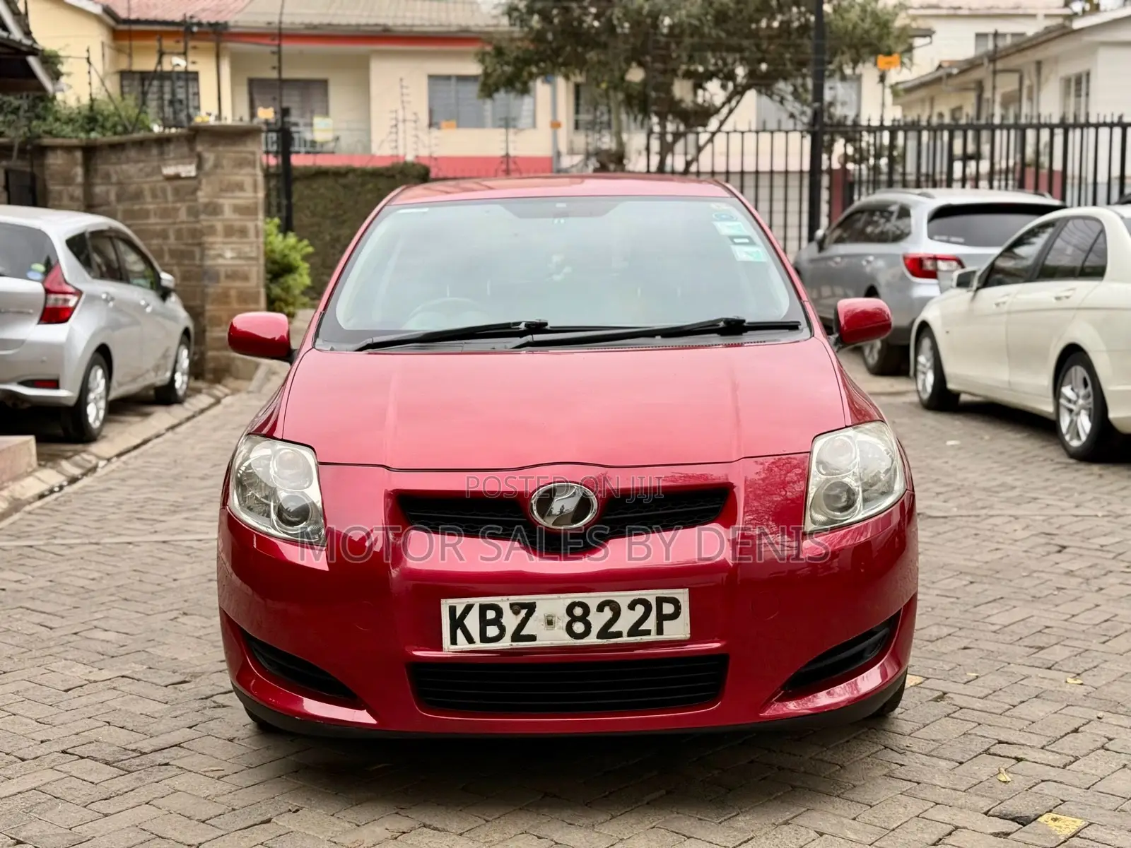 Toyota Auris 1.4 VVT-i 2007 Red