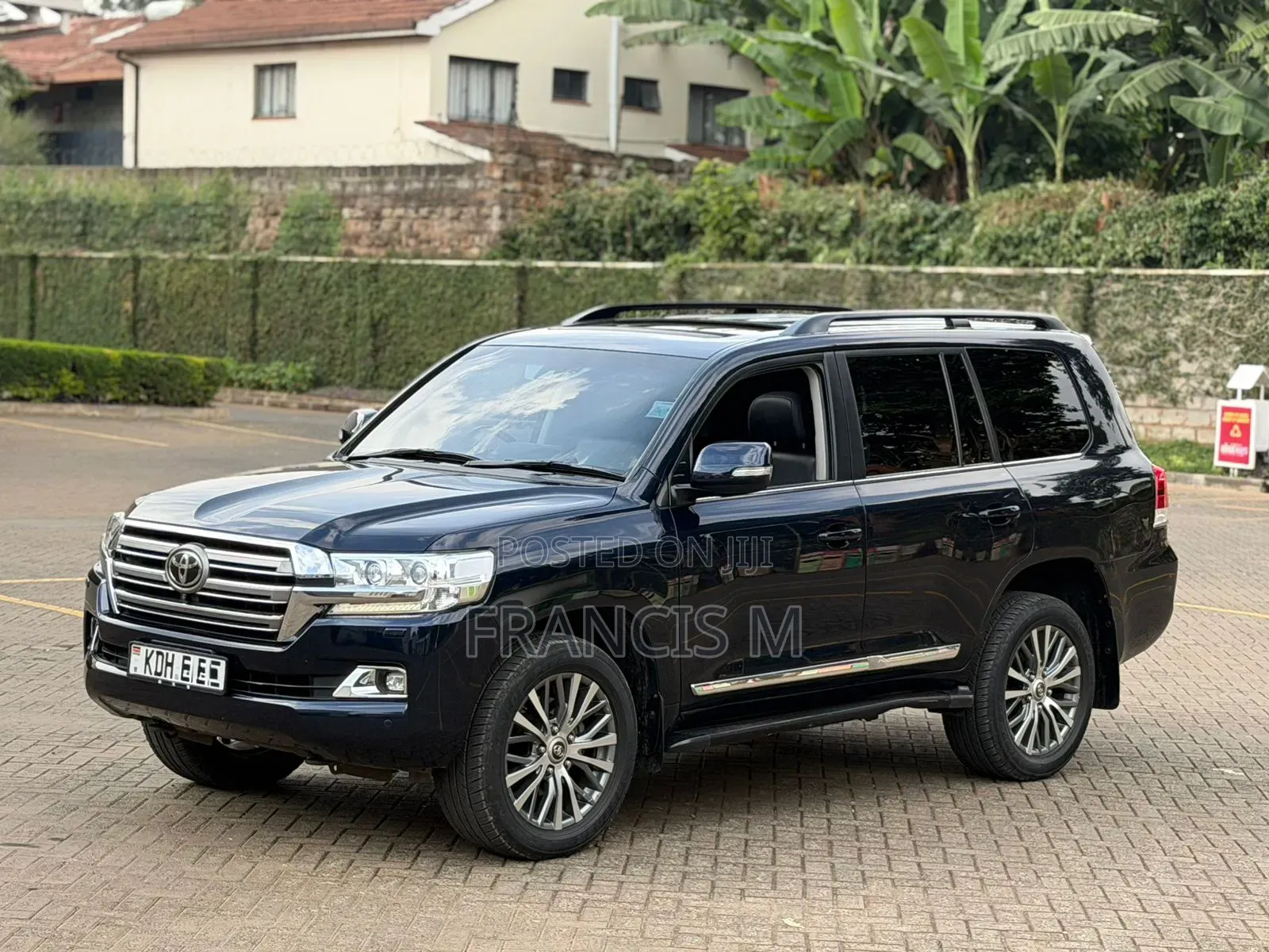 Toyota Land Cruiser 2016 Blue