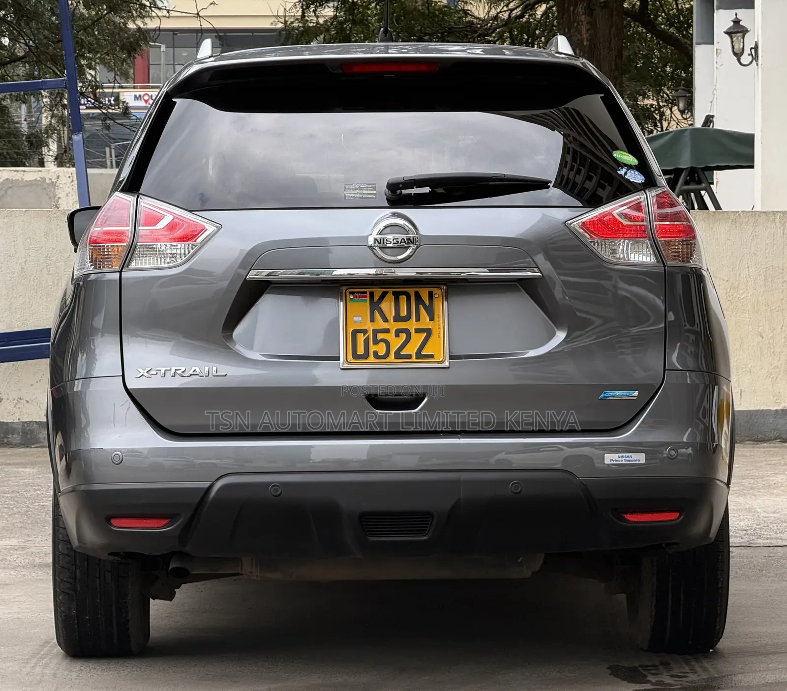 Nissan X-Trail 2.0 Petrol AWD 2016 Gray